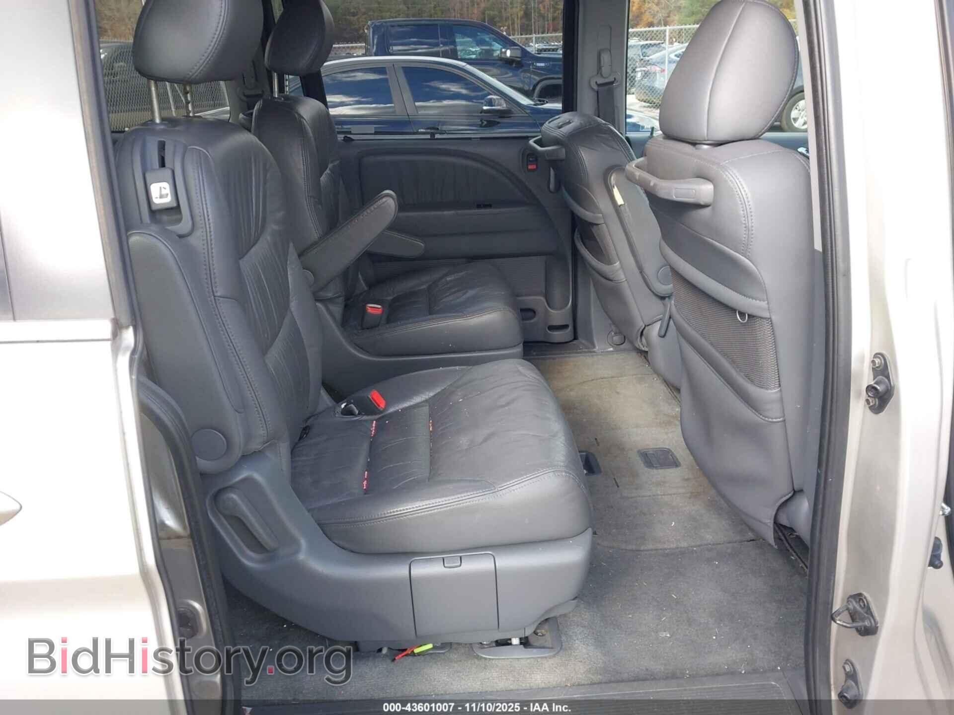 2007 HONDA ODYSSEY - VIN: 5FNRL38697B095579 - Фото 8