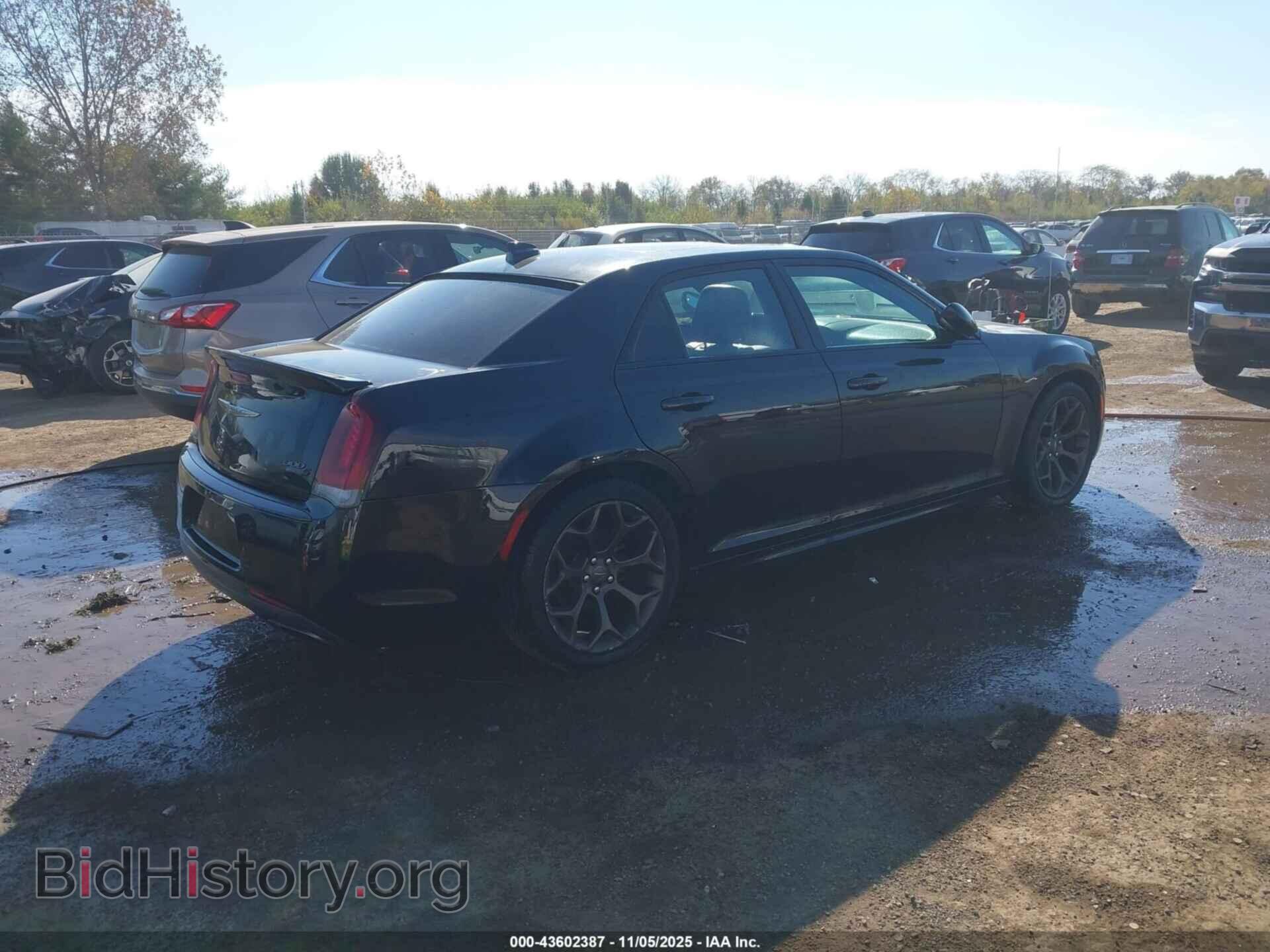 2016 CHRYSLER 300 - VIN: 2C3CCABG9GH273520 - Фото 4