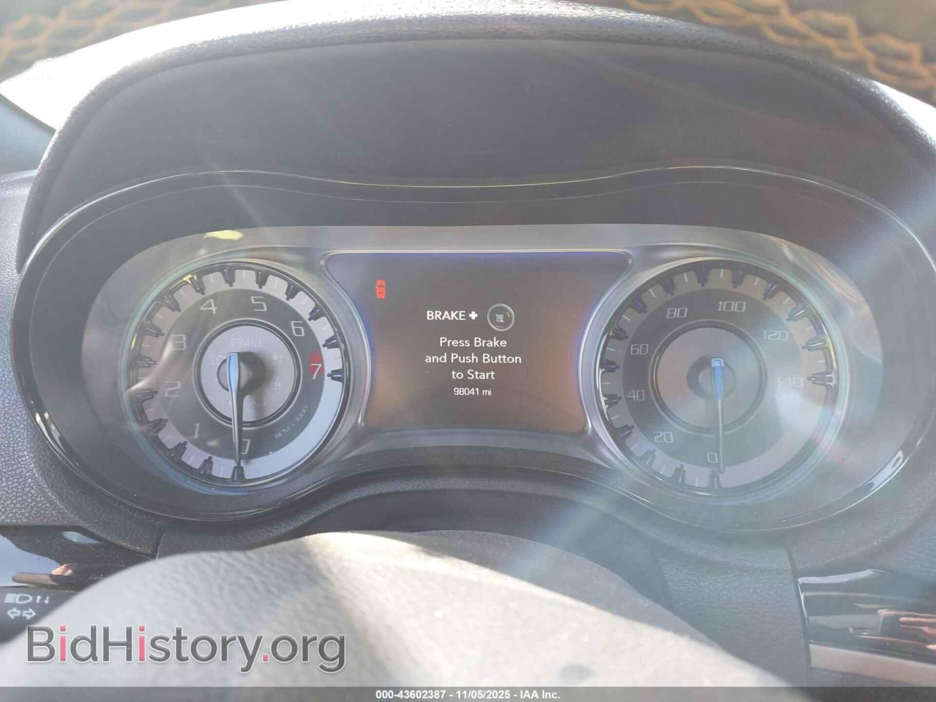 2016 CHRYSLER 300 - VIN: 2C3CCABG9GH273520 - Фото 7