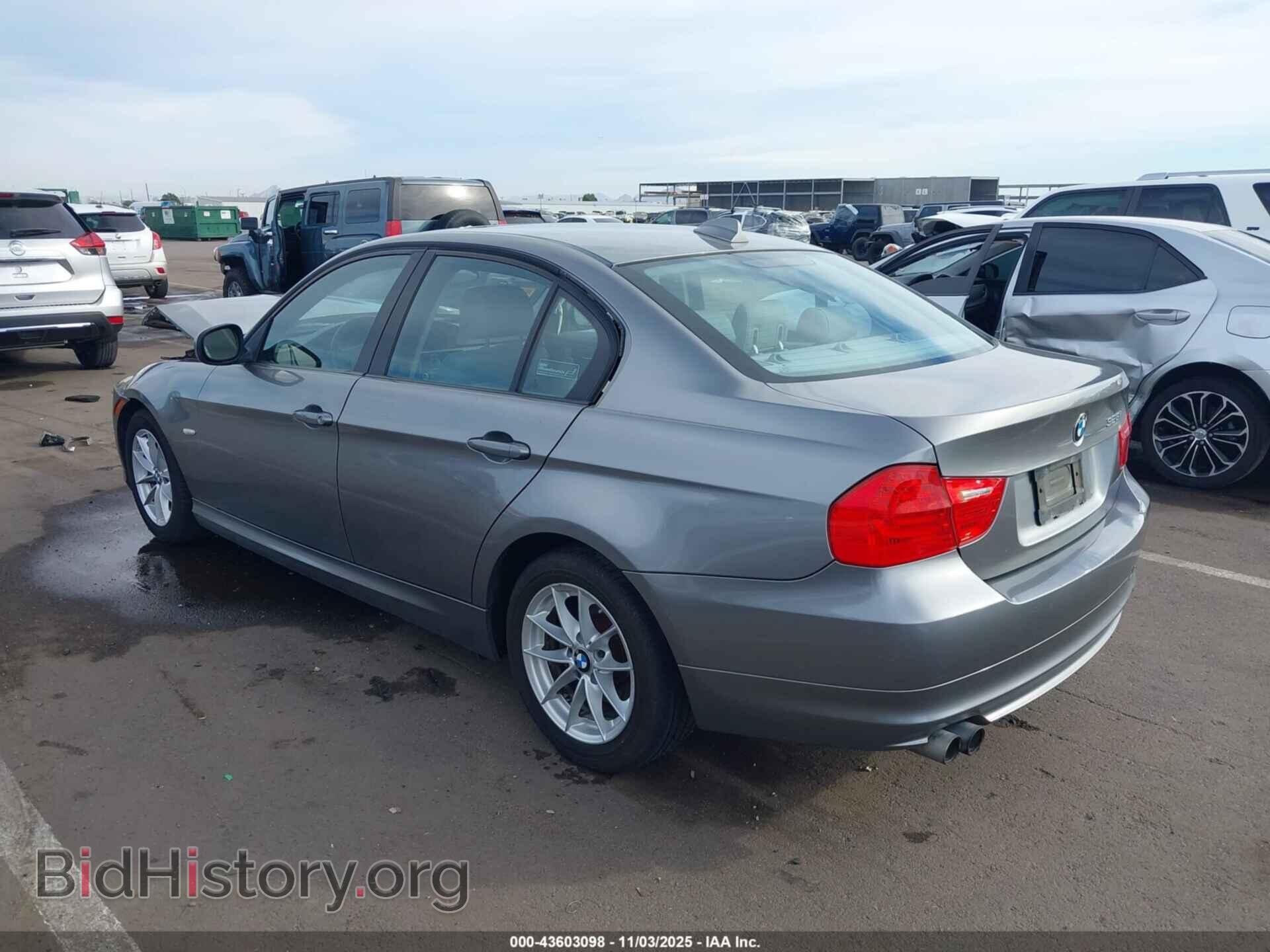 2010 BMW 328I - VIN: WBAPH5C50AA440093 - Фото 3