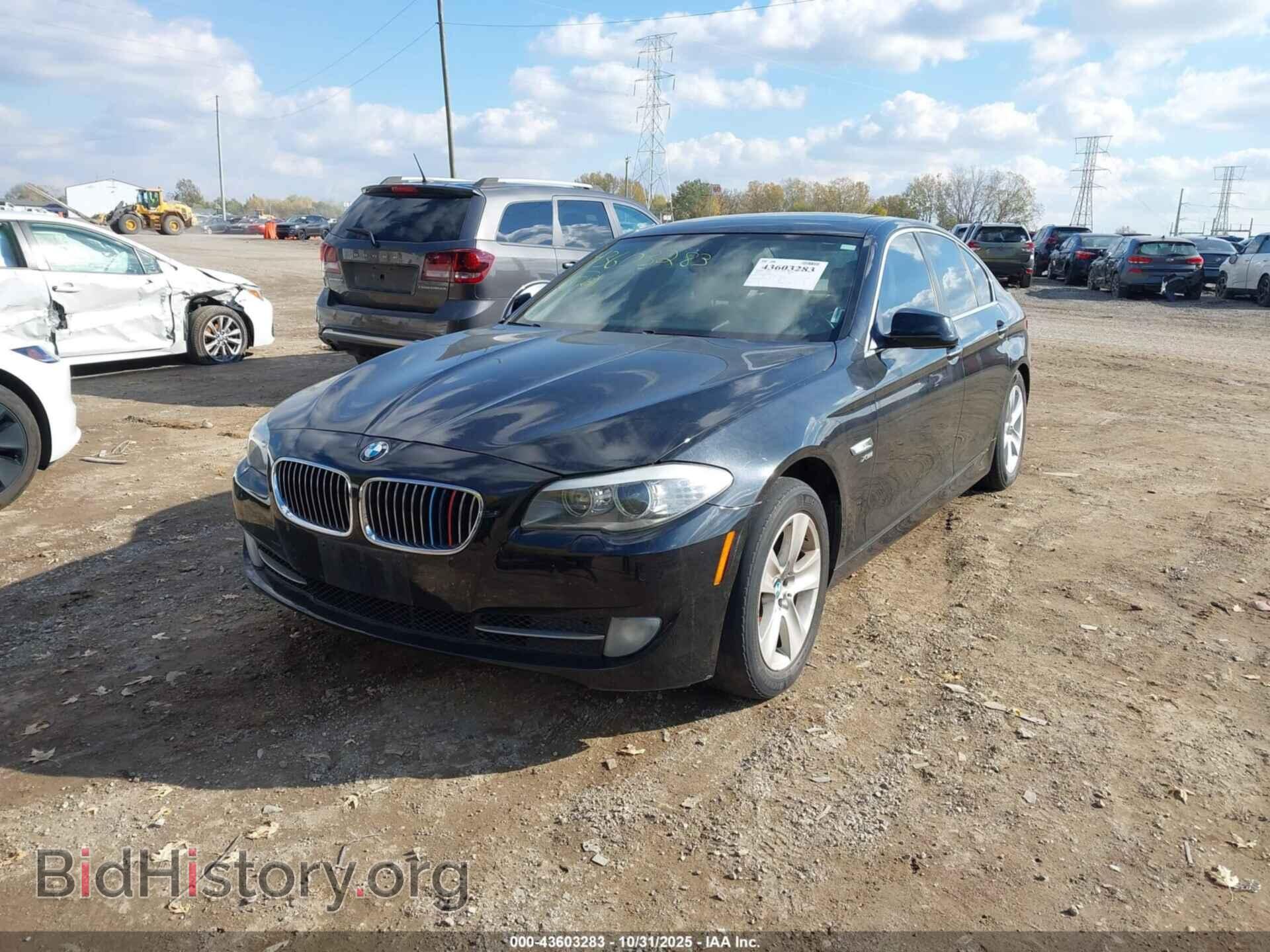 2012 BMW 528I - VIN: WBAXH5C57CDW03372 - Фото 2