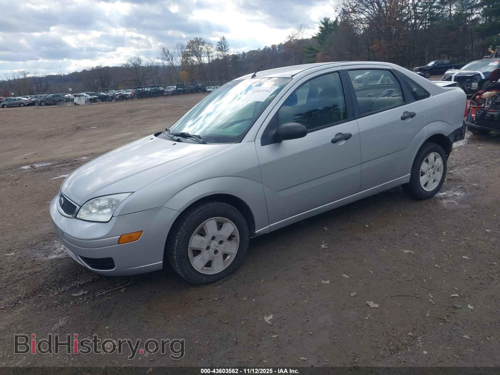 2006 FORD FOCUS - VIN: 1FAFP34N16W212902 - Фото 2