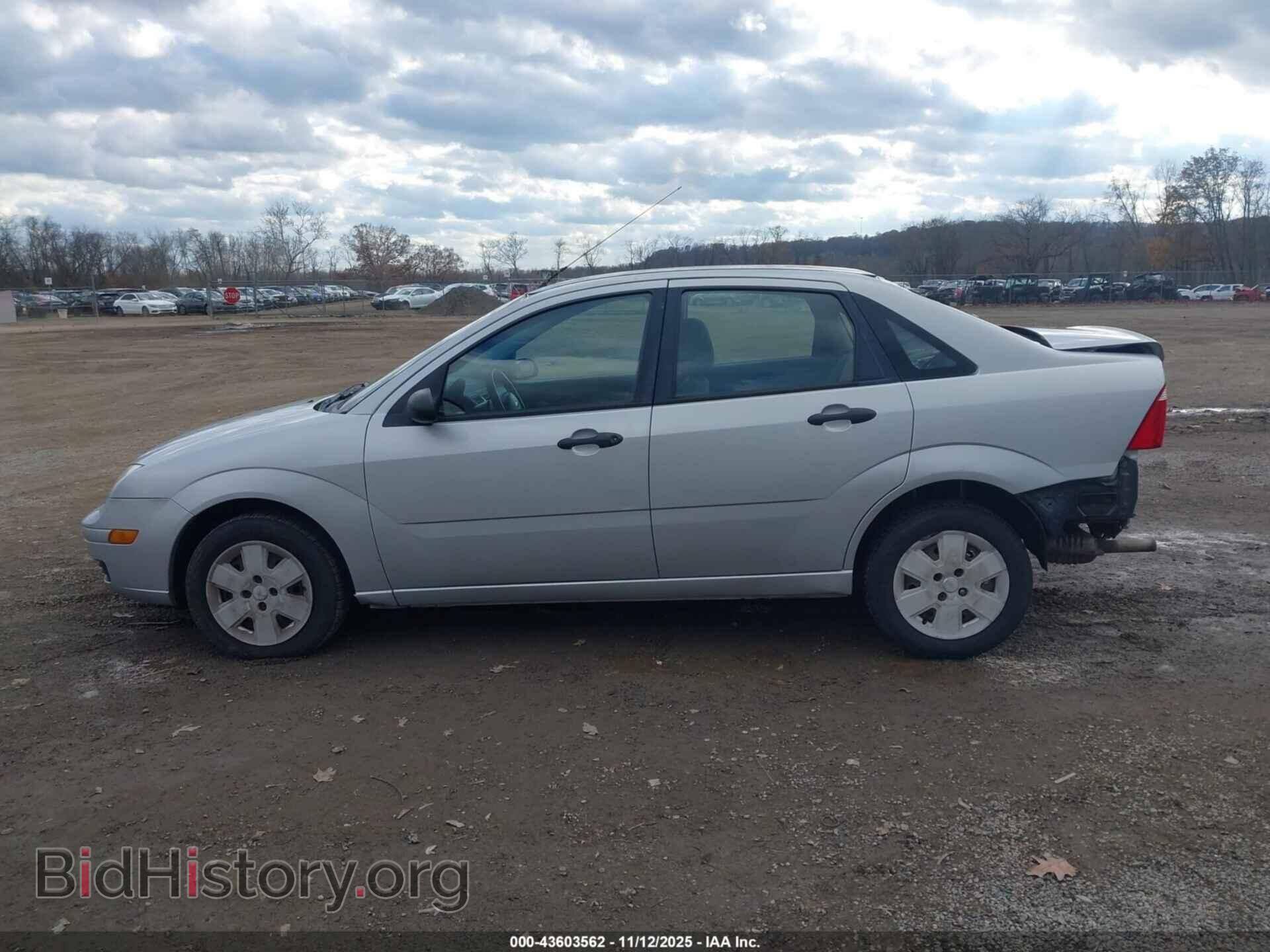 2006 FORD FOCUS - VIN: 1FAFP34N16W212902 - Фото 15