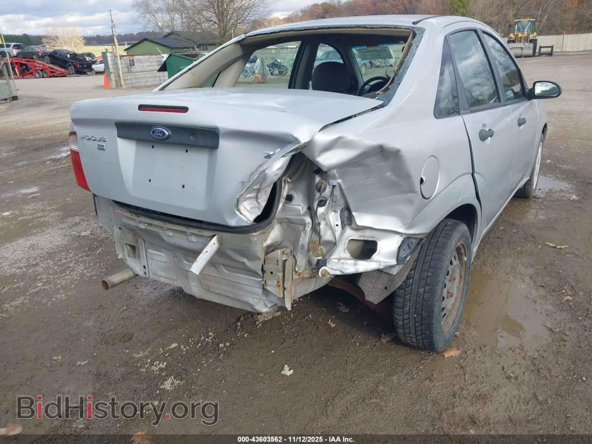2006 FORD FOCUS - VIN: 1FAFP34N16W212902 - Фото 18