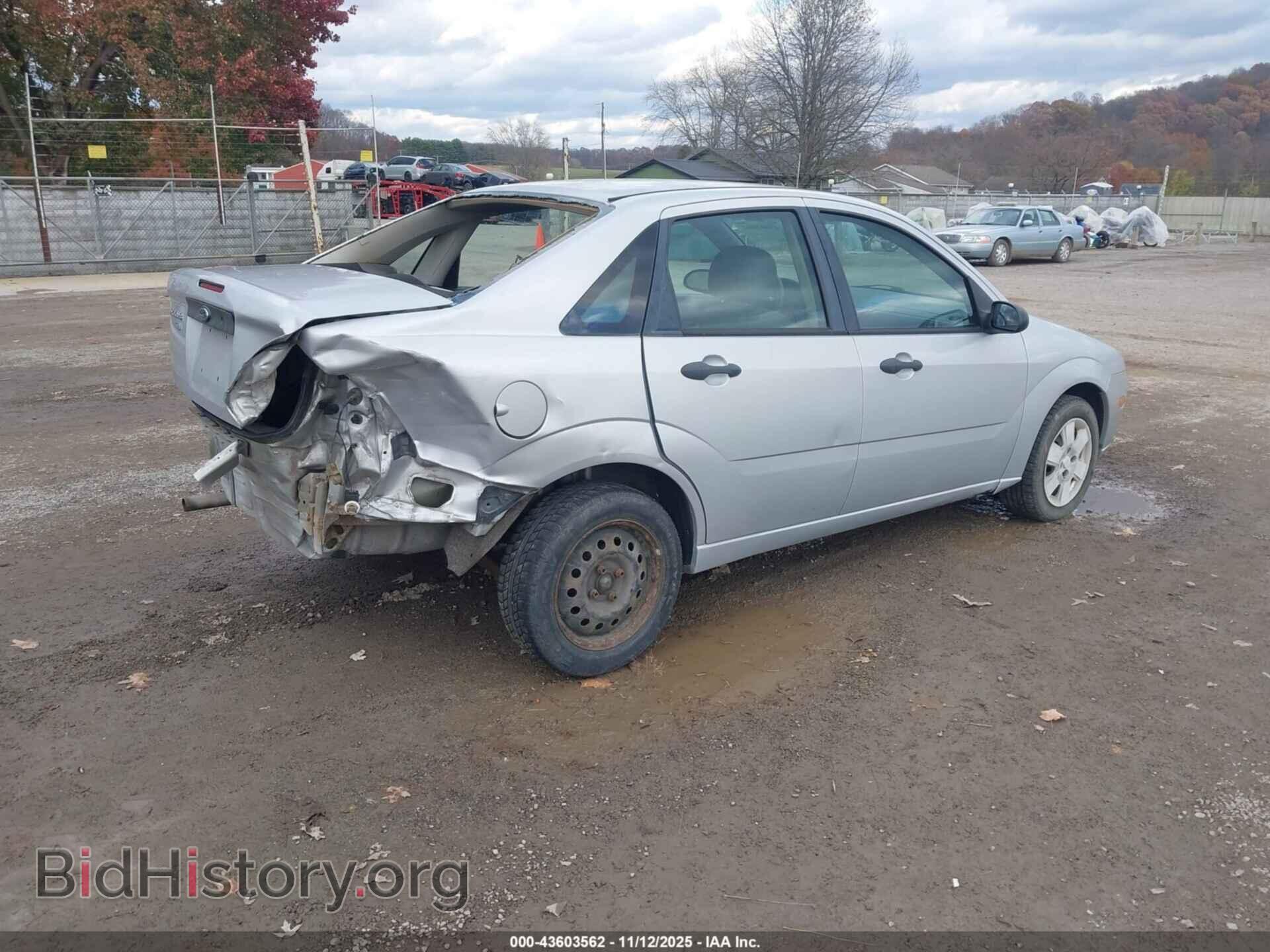 2006 FORD FOCUS - VIN: 1FAFP34N16W212902 - Фото 4