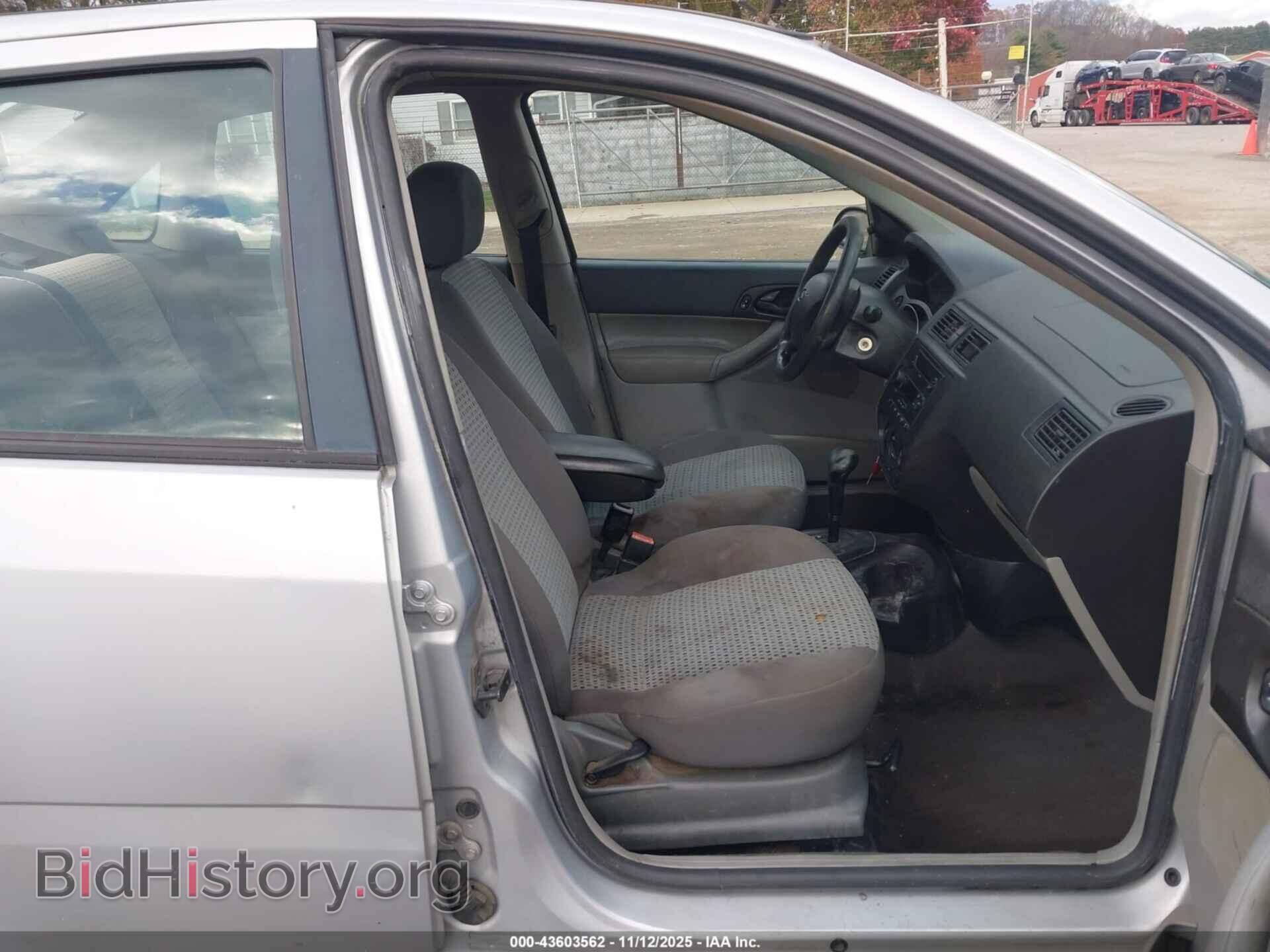 2006 FORD FOCUS - VIN: 1FAFP34N16W212902 - Фото 5