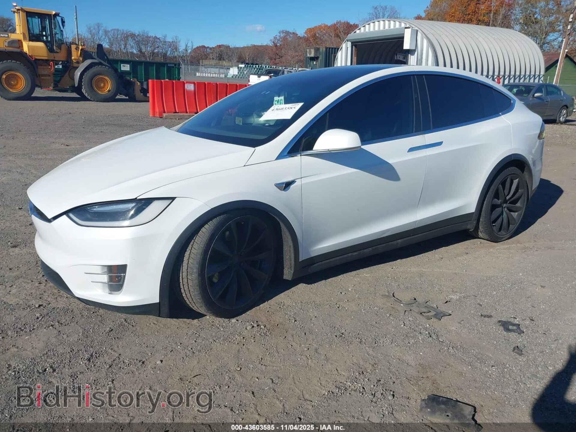 2017 TESLA MODEL X - VIN: 5YJXCDE24HF054647 - Photo 2