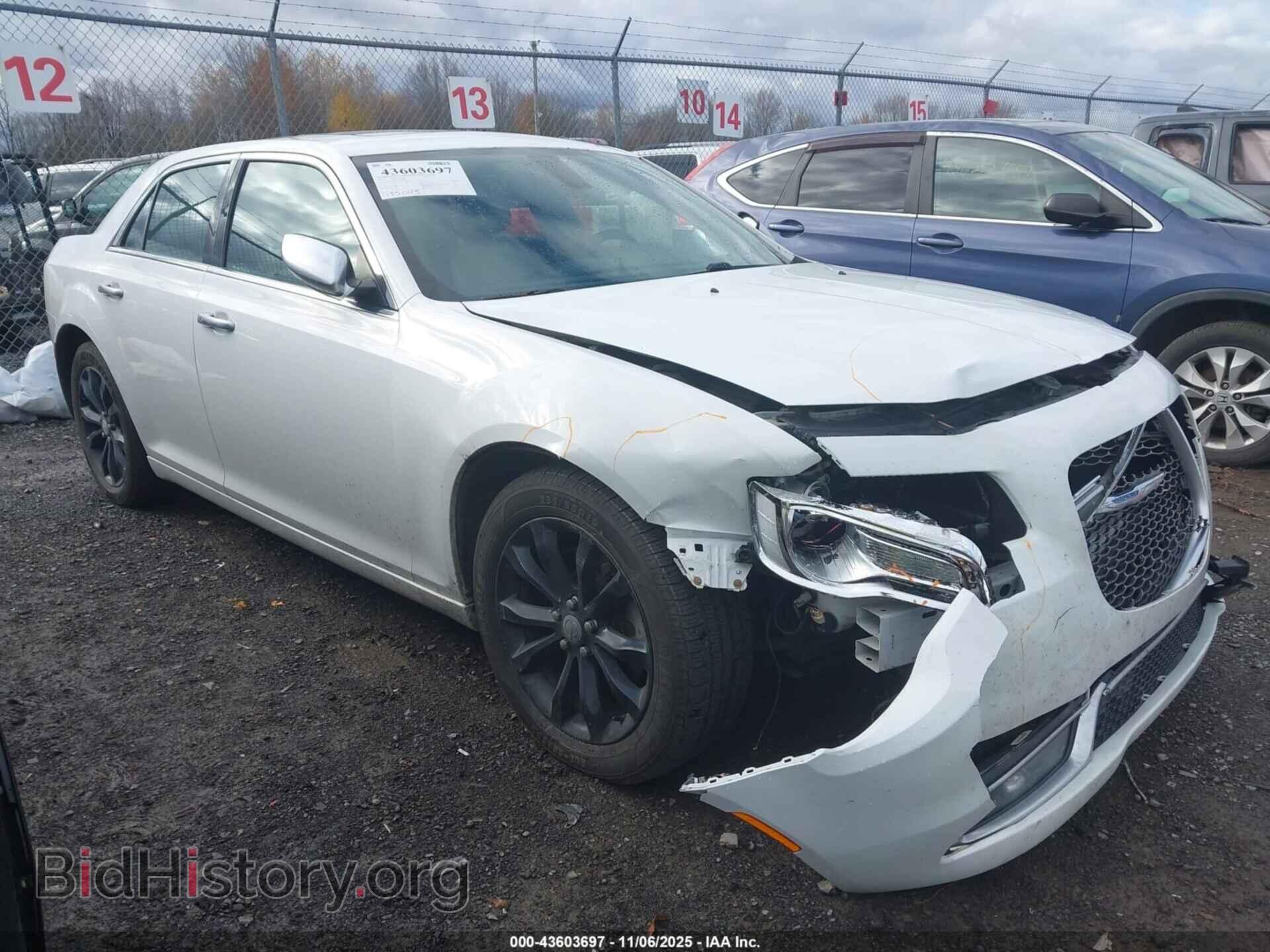 Фотография 2C3CCASG5FH854060 - CHRYSLER 300C 2015