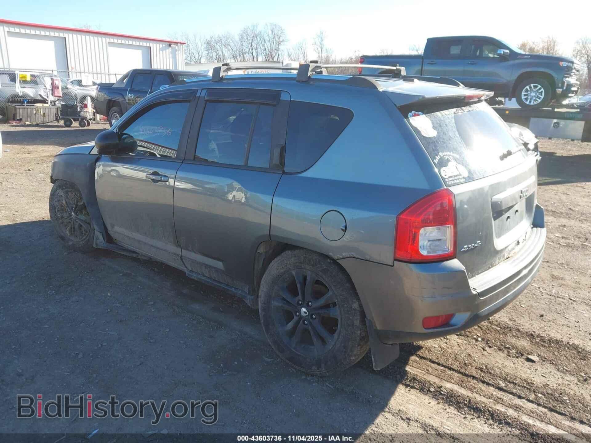 2012 JEEP COMPASS - VIN: 1C4NJDEB8CD625392 - Photo 3