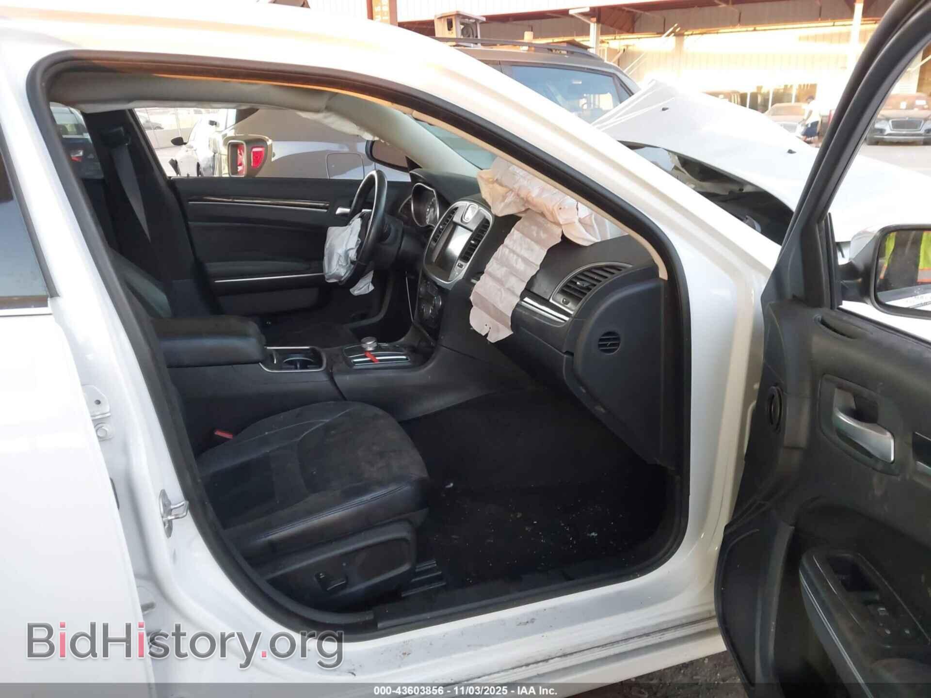 2015 CHRYSLER 300 - VIN: 2C3CCAAG2FH932022 - Фото 5
