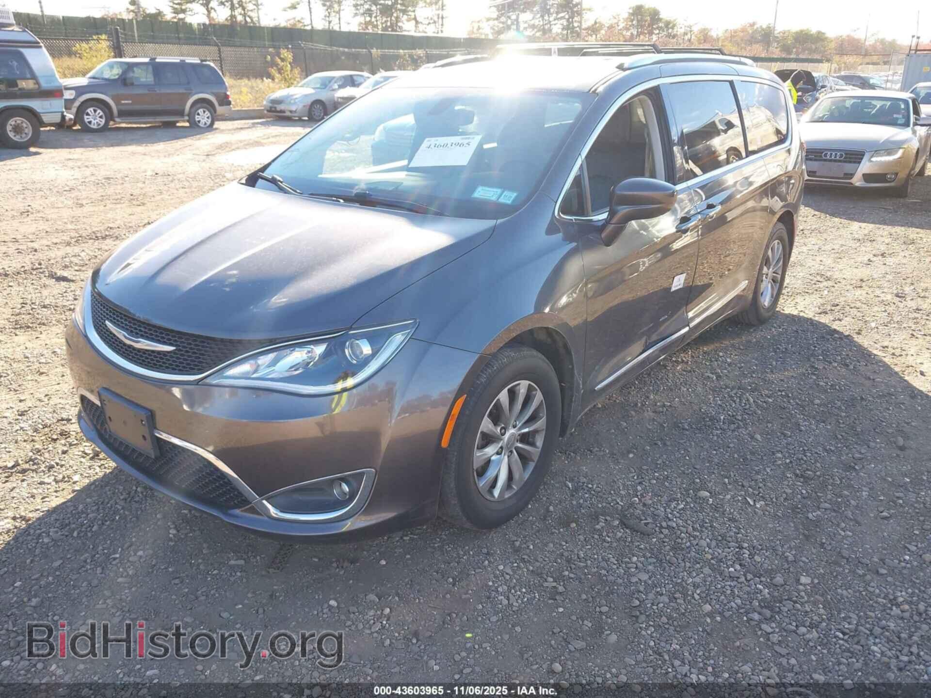 2018 CHRYSLER PACIFICA - VIN: 2C4RC1BGXJR294772 - Фото 2