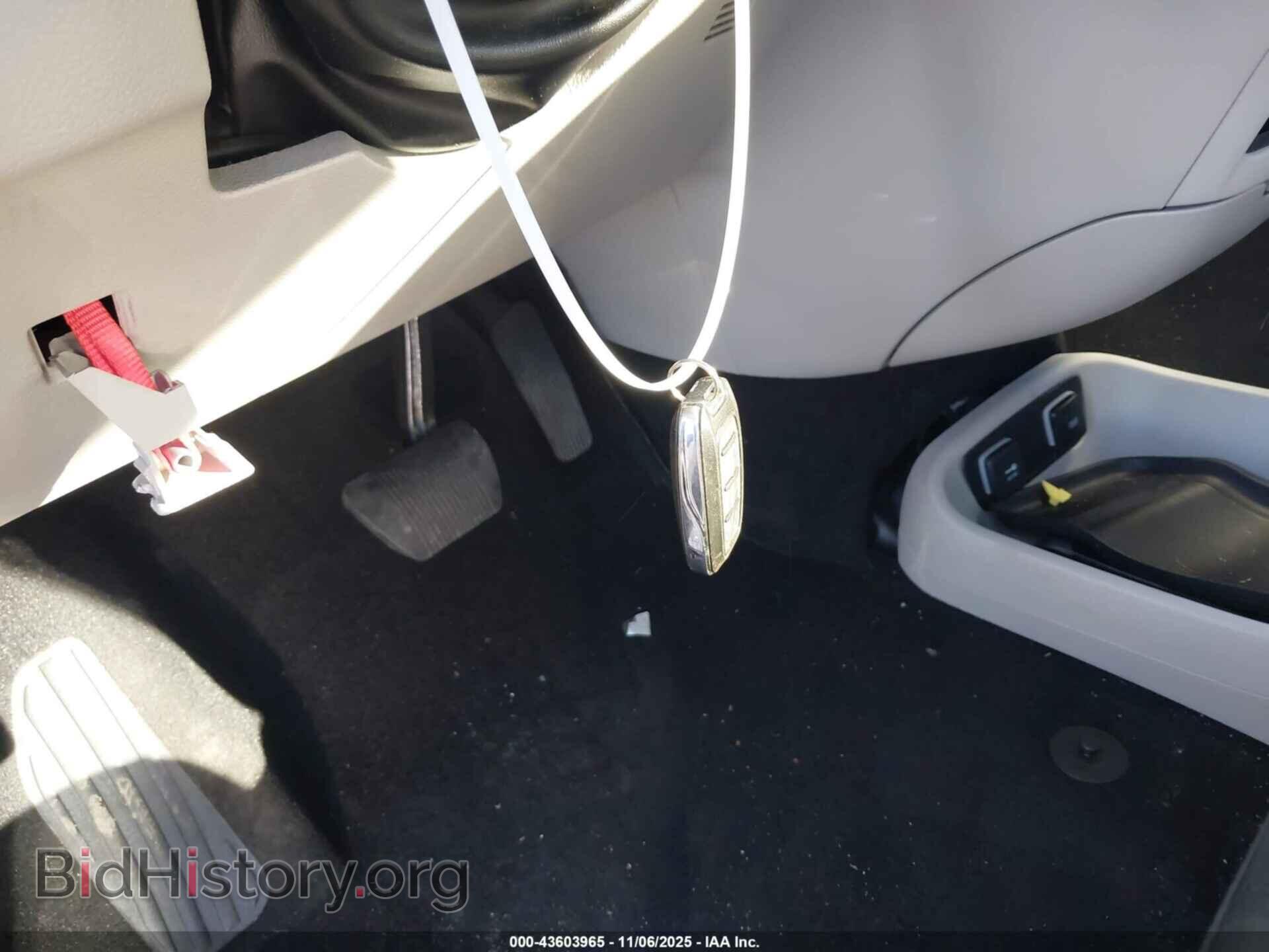 2018 CHRYSLER PACIFICA - VIN: 2C4RC1BGXJR294772 - Фото 11