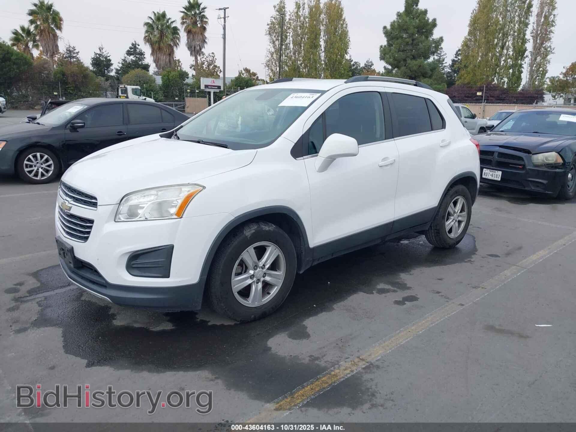 2016 CHEVROLET TRAX - VIN: 3GNCJLSB9GL178472 - Фото 2
