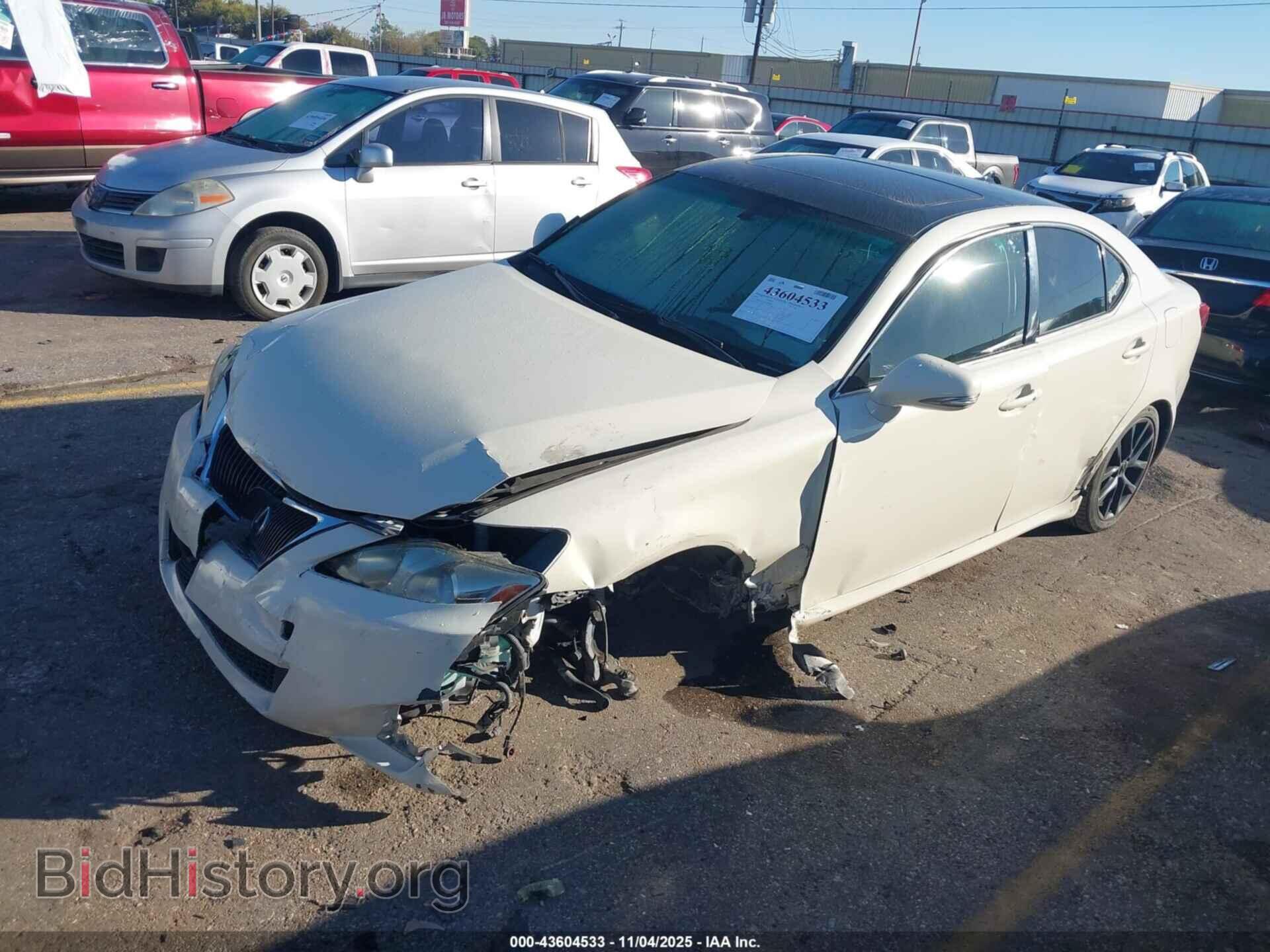 2011 LEXUS IS 250 - VIN: JTHCF5C28B5049358 - Photo 2