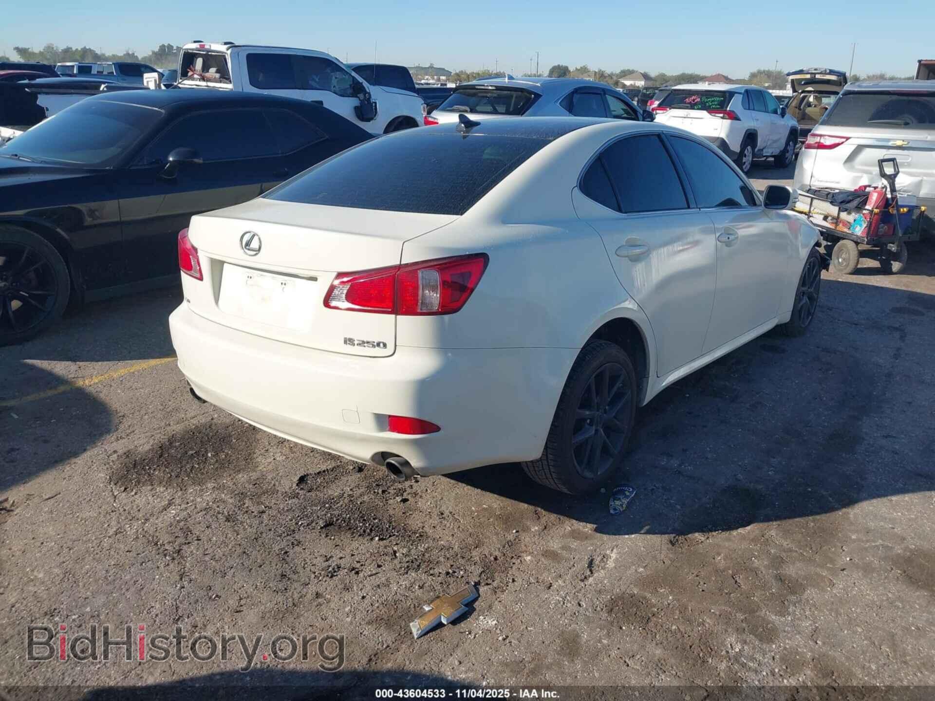 2011 LEXUS IS 250 - VIN: JTHCF5C28B5049358 - Photo 4