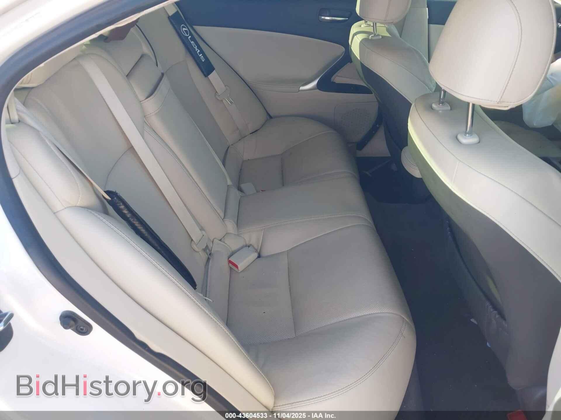2011 LEXUS IS 250 - VIN: JTHCF5C28B5049358 - Photo 8
