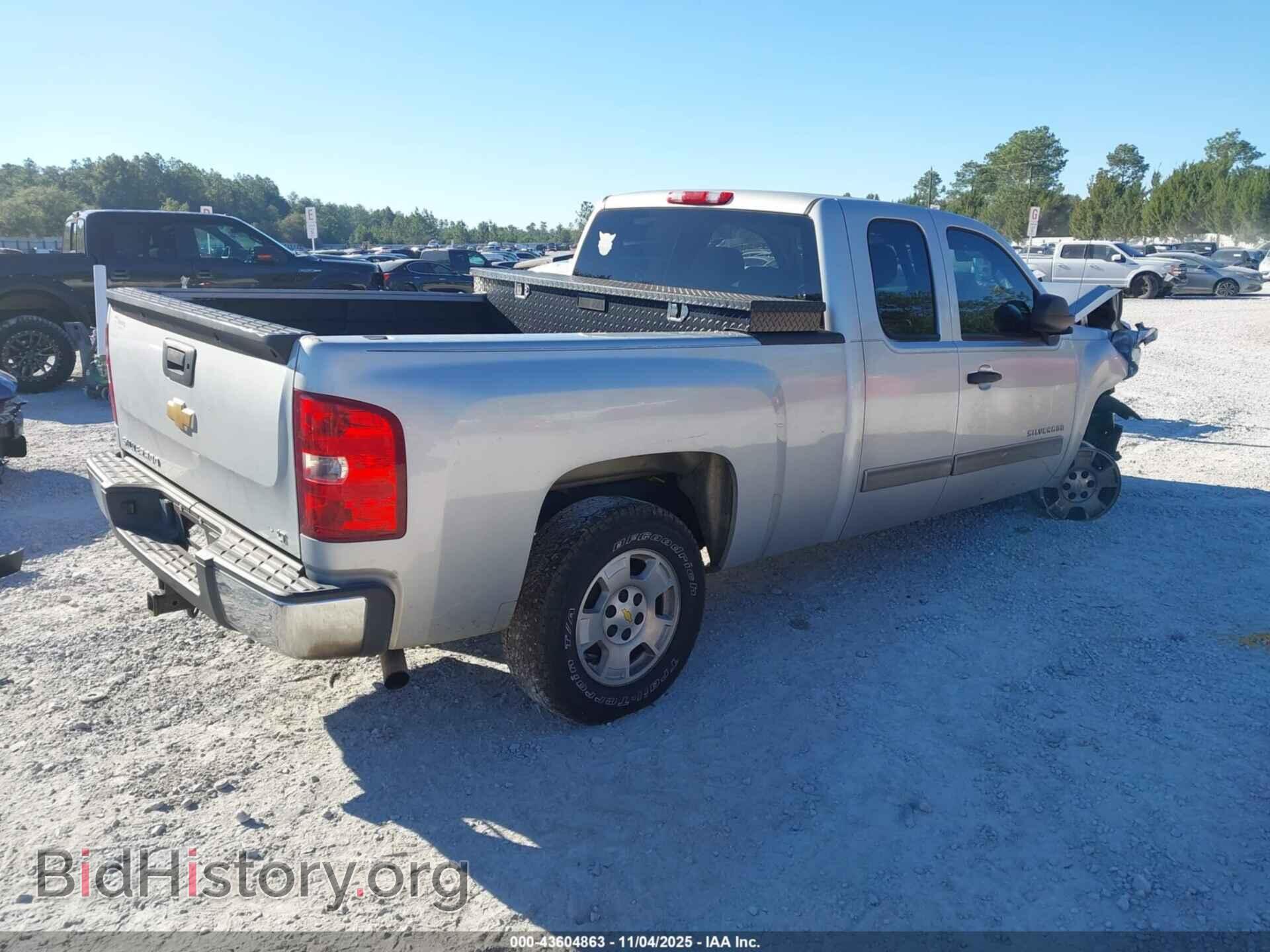 2013 CHEVROLET SILVERADO 1500 - VIN: 1GCRCSE09DZ113482 - Фото 4
