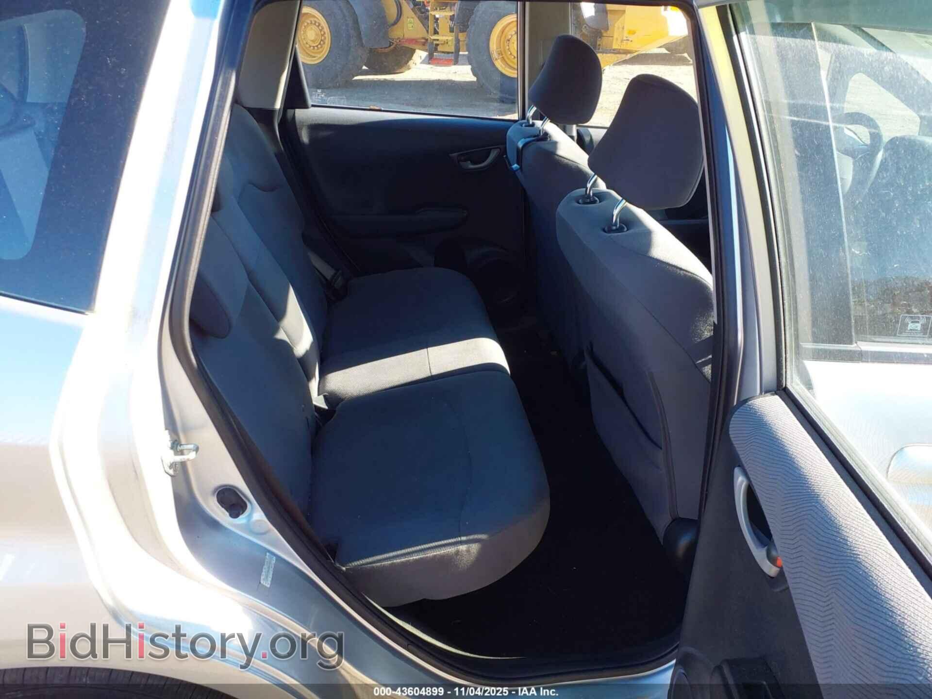 2013 HONDA FIT - VIN: JHMGE8H38DC063315 - Фото 8