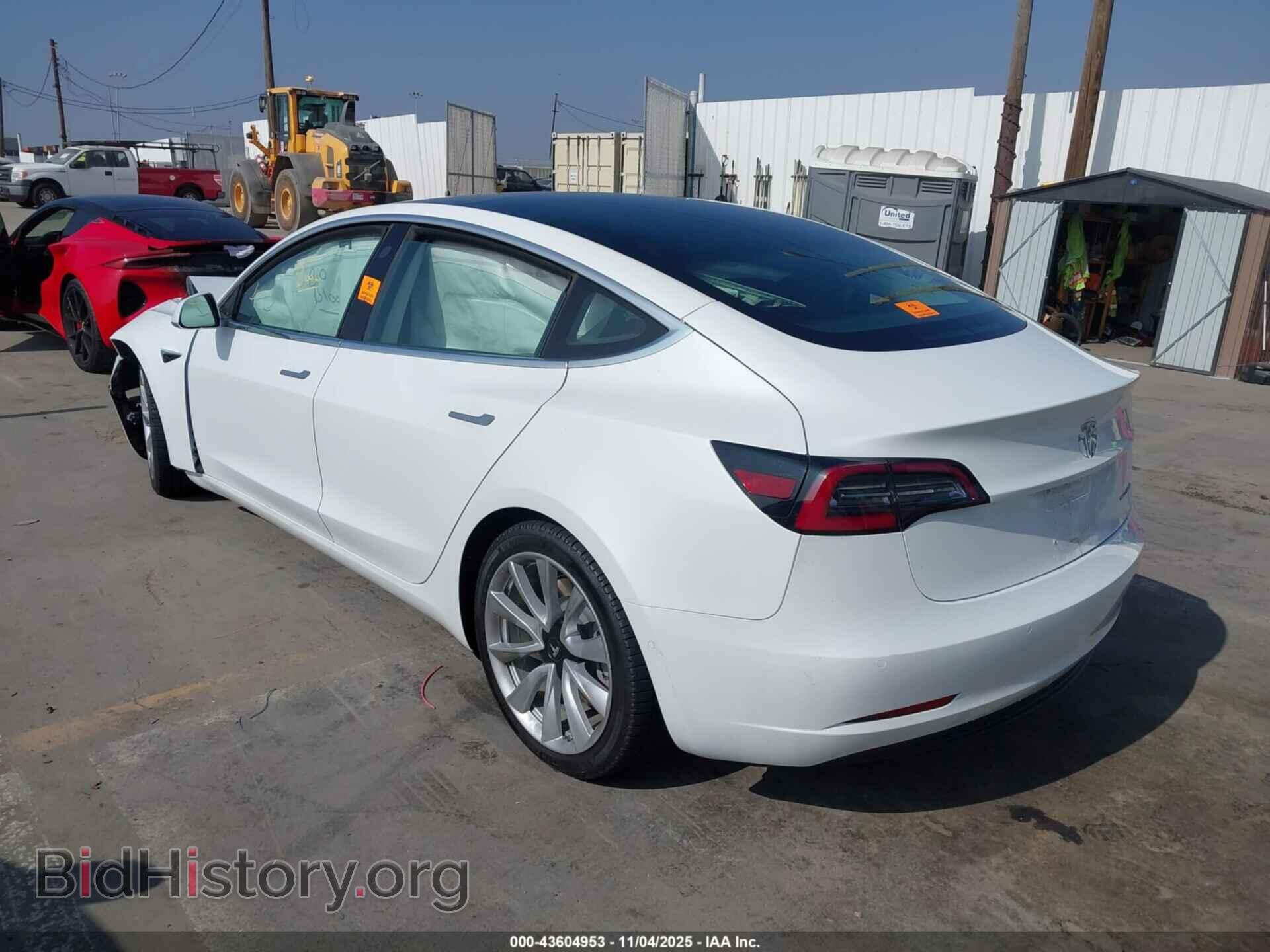 2018 TESLA MODEL 3 - VIN: 5YJ3E1EBXJF111642 - Photo 3
