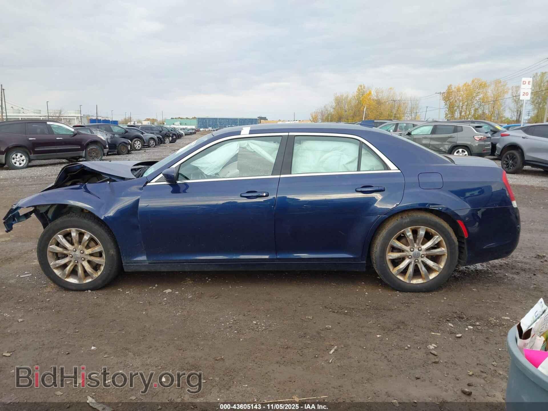 2015 CHRYSLER 300 - VIN: 2C3CCARG1FH736500 - Фото 15