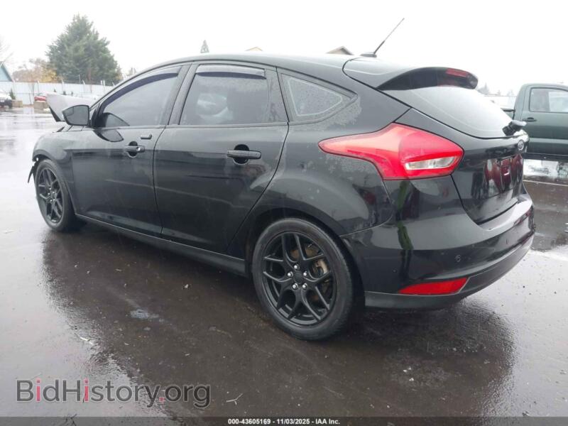 2016 Ford FOCUS (VIN 1FADP3K21GL268454) — фото 3 из 18