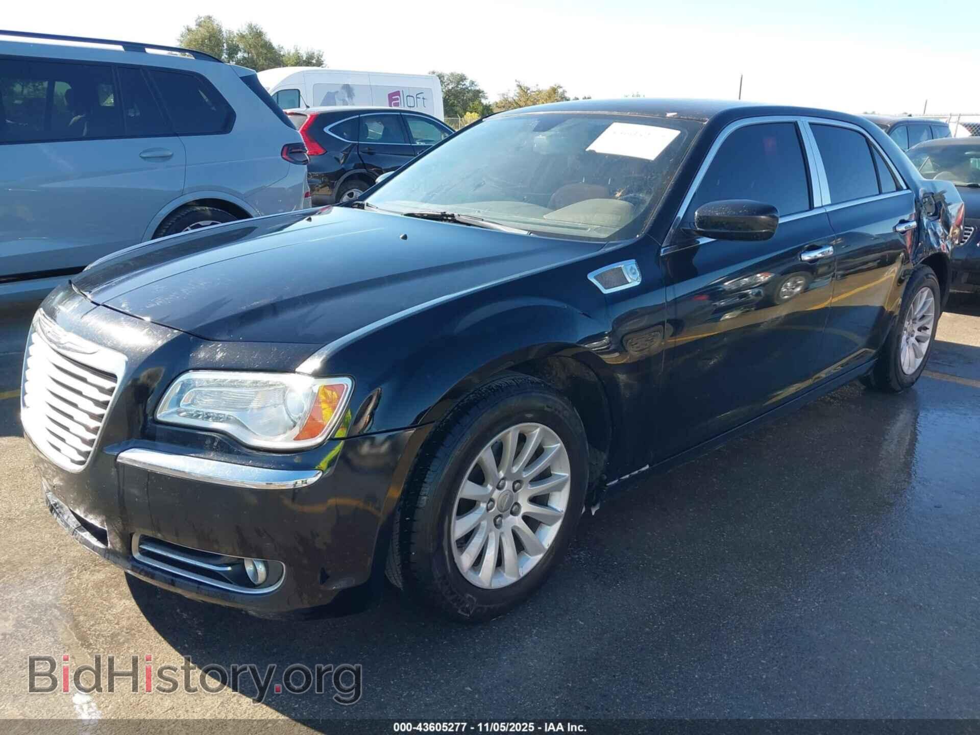 2012 CHRYSLER 300 - VIN: 2C3CCAAG8CH273987 - Photo 2