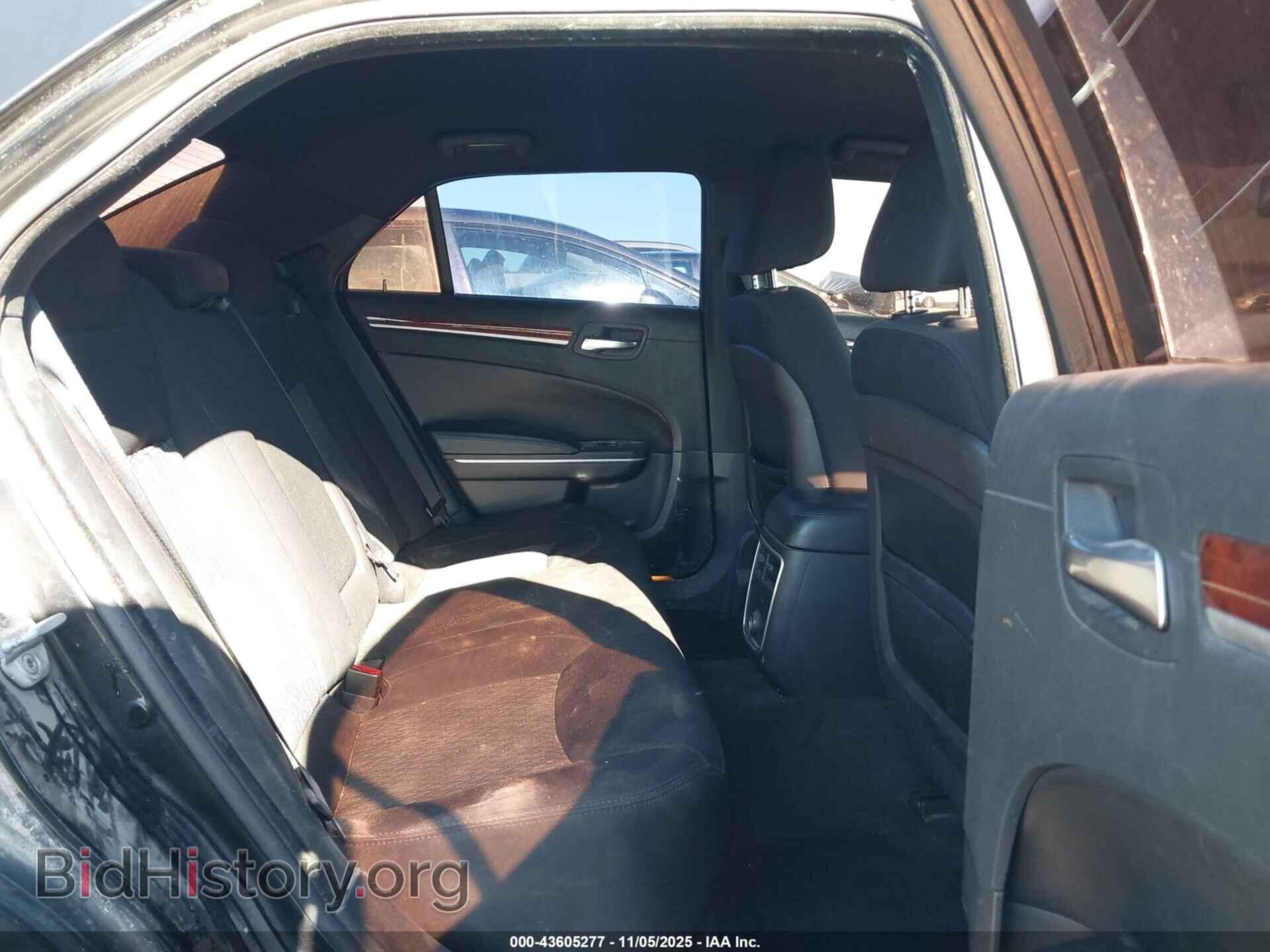 2012 CHRYSLER 300 - VIN: 2C3CCAAG8CH273987 - Photo 8