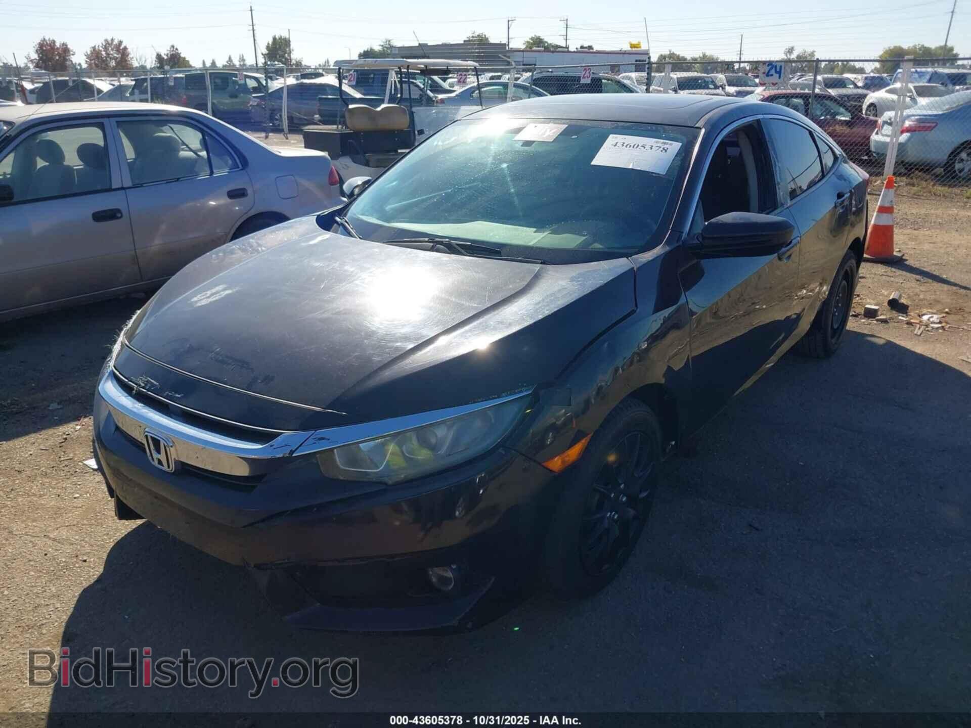 2018 HONDA CIVIC - VIN: 2HGFC2F73JH511458 - Фото 2