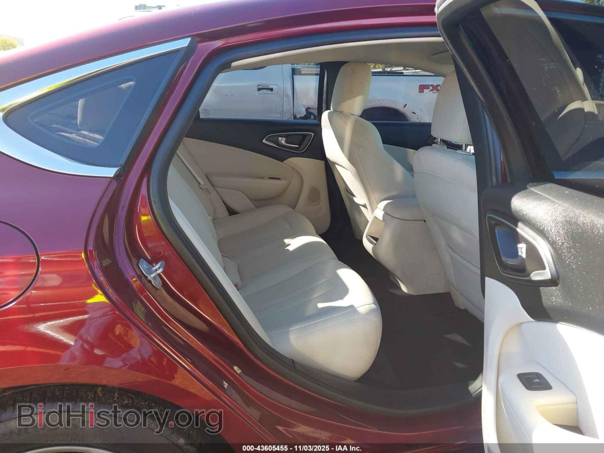 2016 CHRYSLER 200 - VIN: 1C3CCCAB5GN183578 - Photo 8