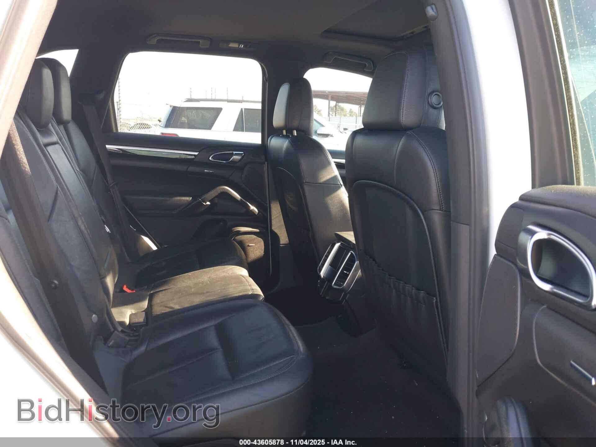 2012 PORSCHE CAYENNE - VIN: WP1AA2A29CLA10525 - Фото 8