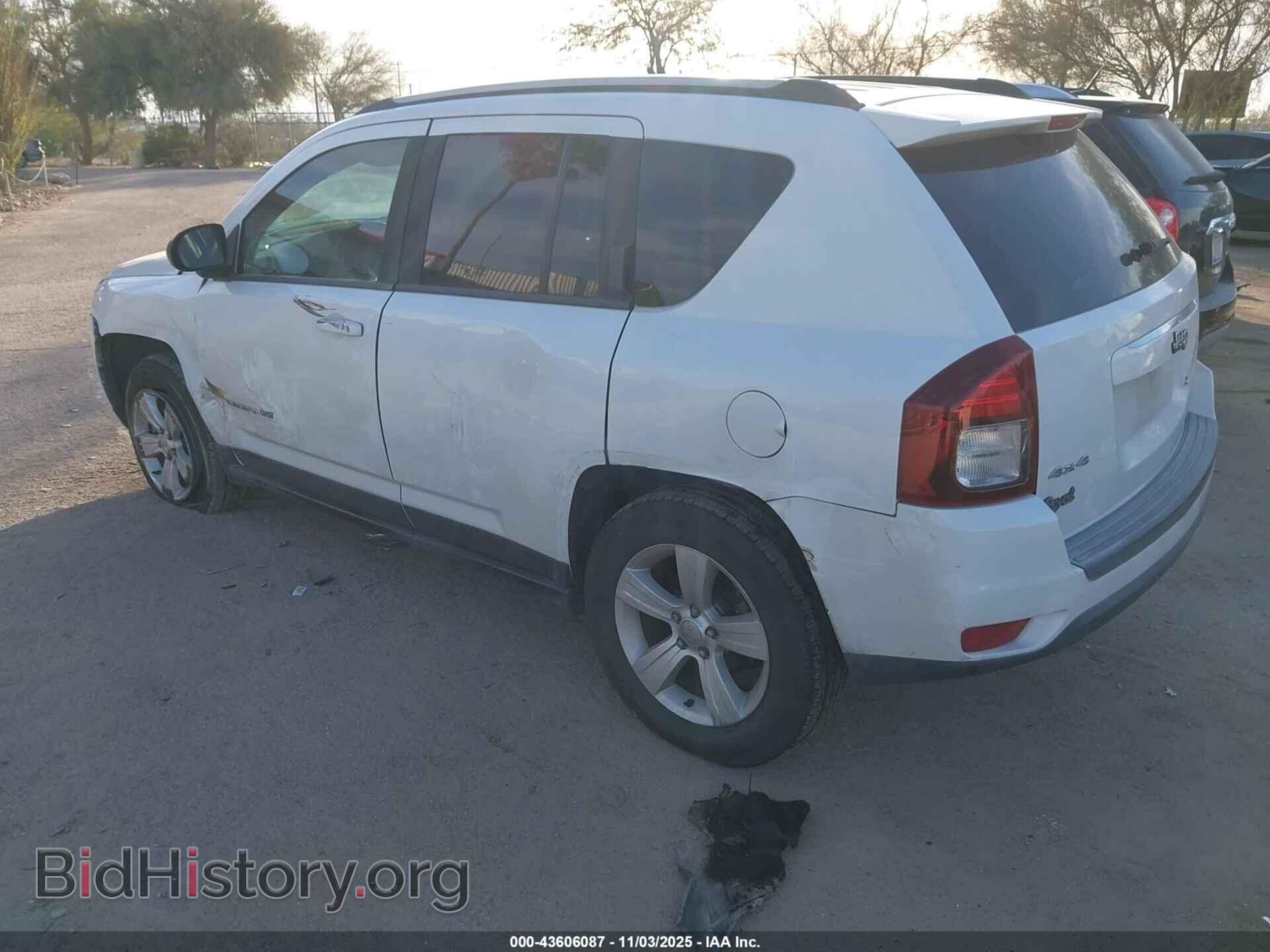 2015 JEEP COMPASS - VIN: 1C4NJDBB6FD393089 - Фото 3