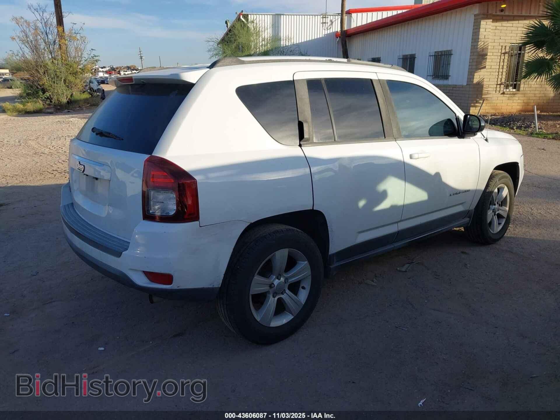 2015 JEEP COMPASS - VIN: 1C4NJDBB6FD393089 - Фото 4