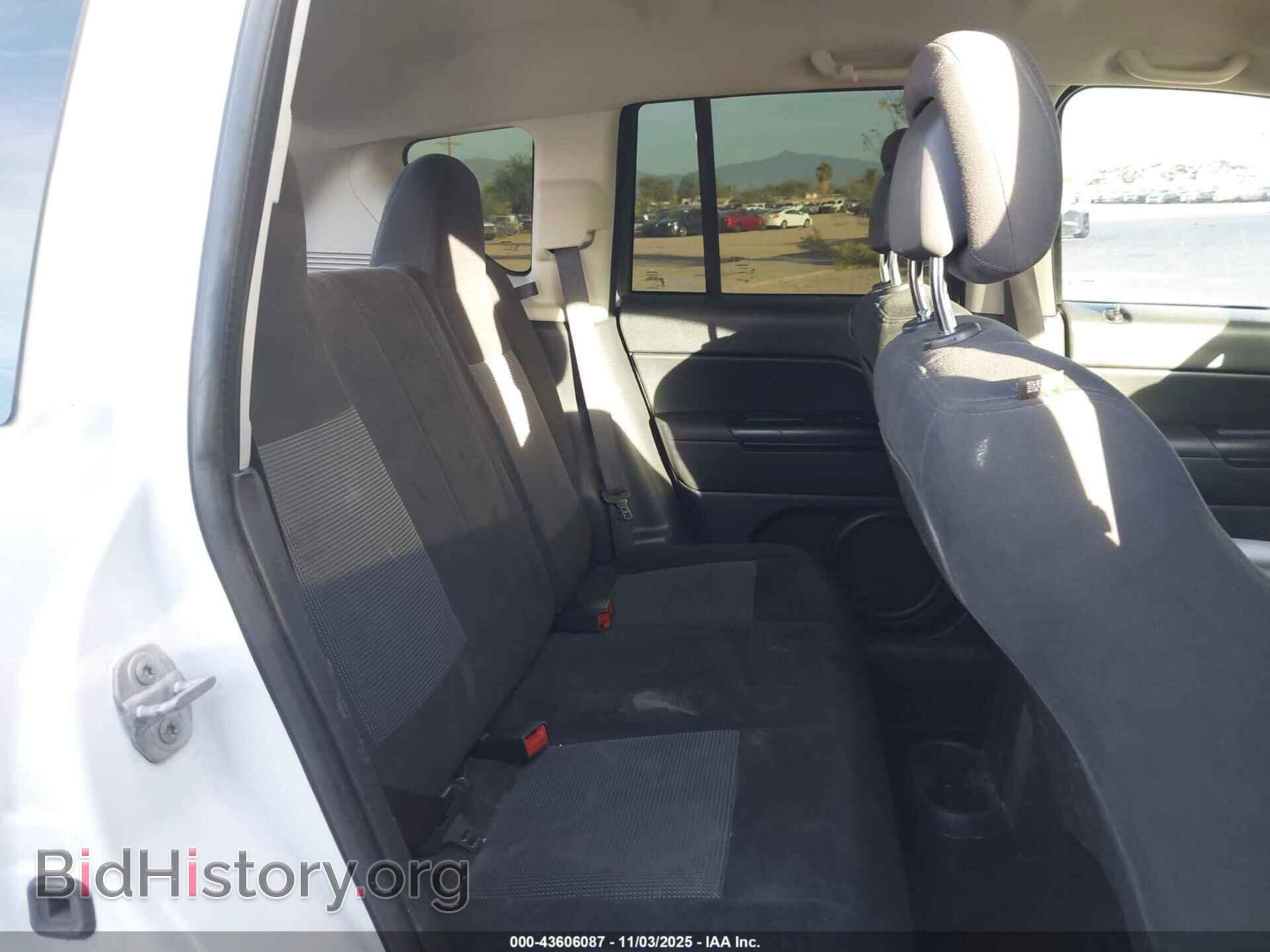 2015 JEEP COMPASS - VIN: 1C4NJDBB6FD393089 - Фото 8