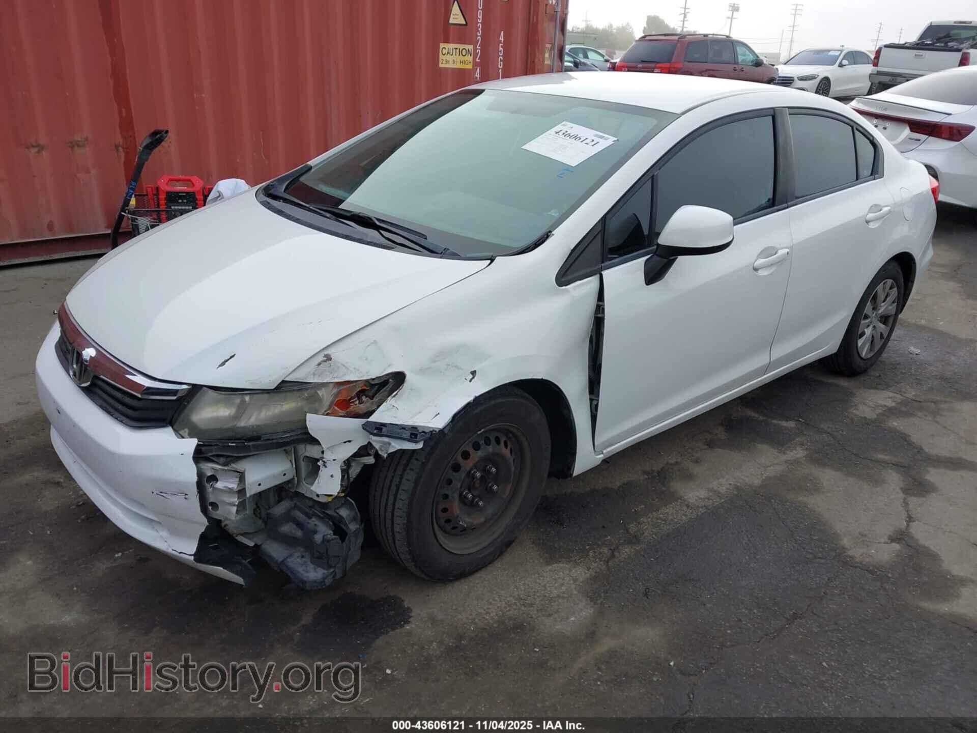 2012 HONDA CIVIC - VIN: 2HGFB2F51CH581335 - Фото 2