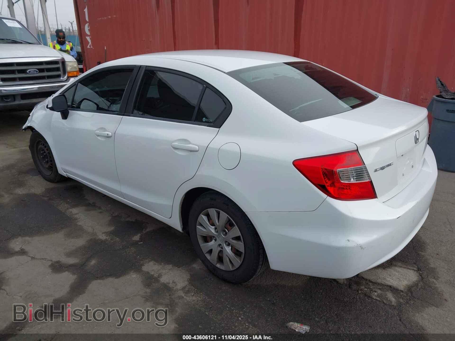 2012 HONDA CIVIC - VIN: 2HGFB2F51CH581335 - Фото 3
