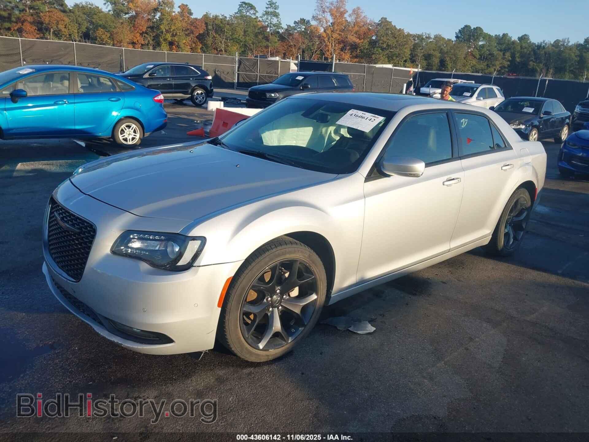 2023 CHRYSLER 300 - VIN: 2C3CCABG9PH641212 - Фото 2