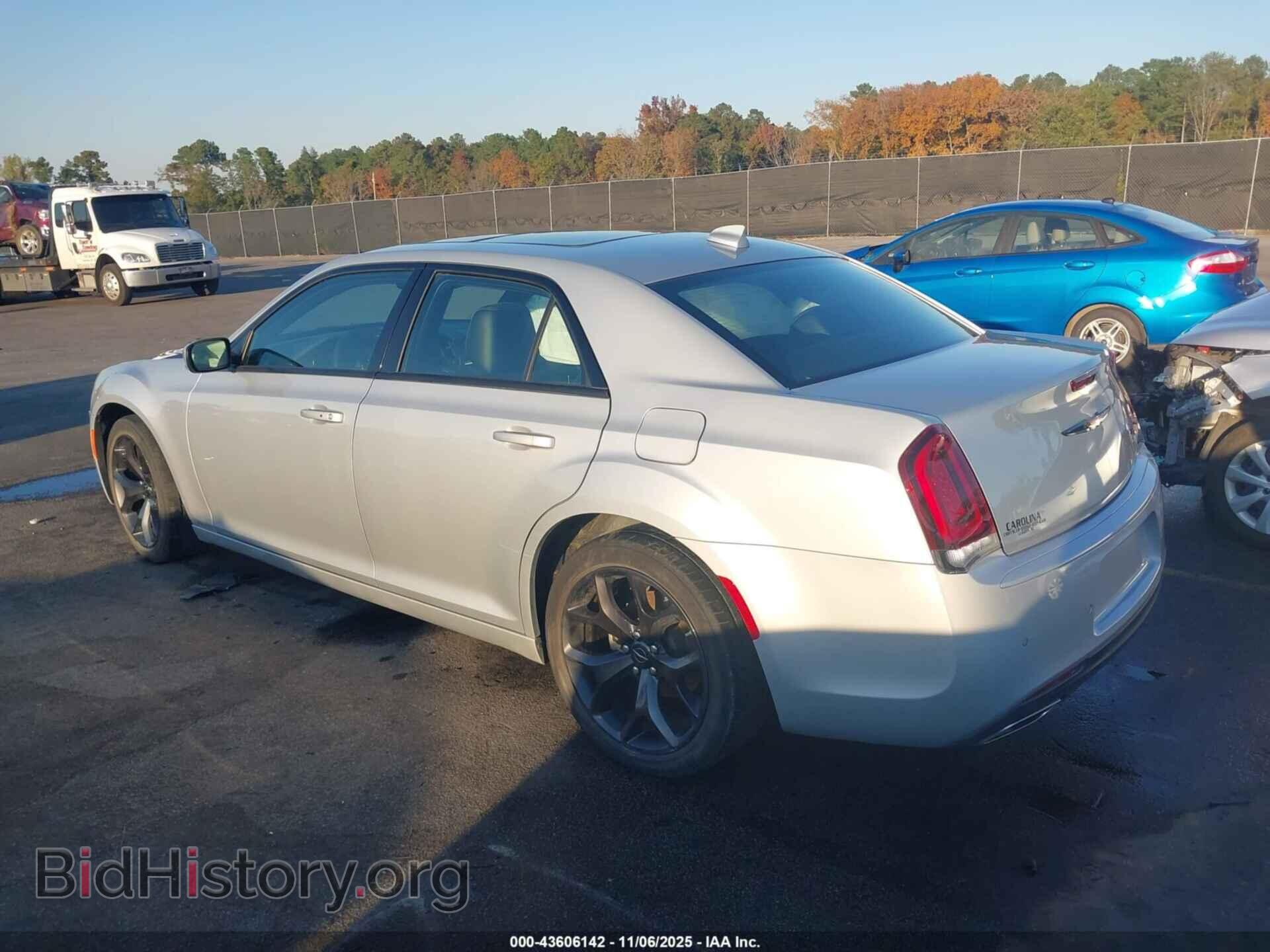 2023 CHRYSLER 300 - VIN: 2C3CCABG9PH641212 - Фото 3