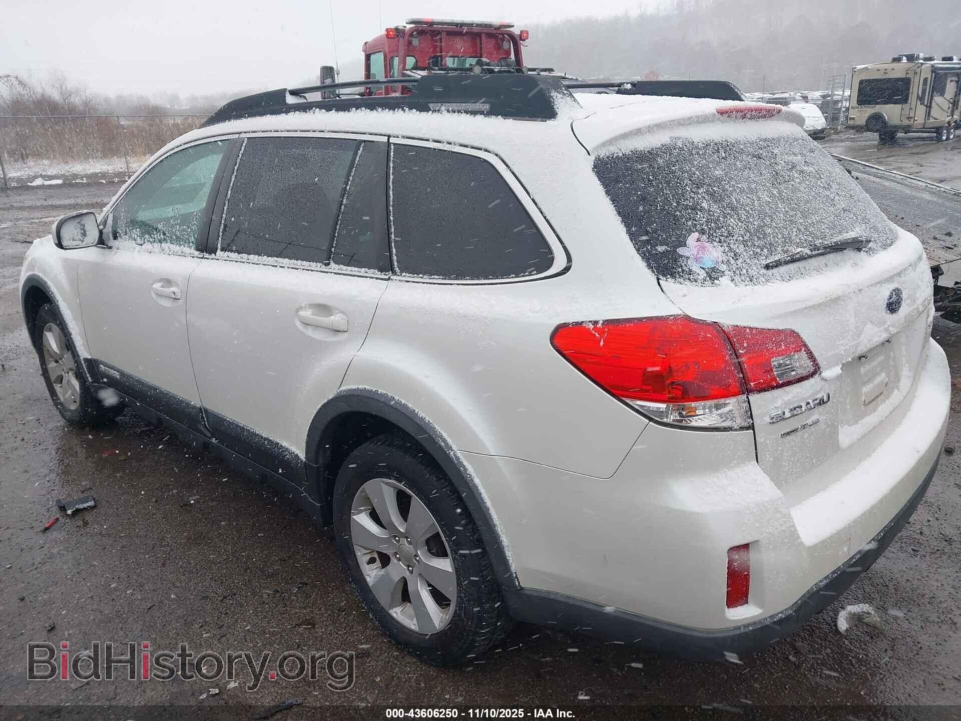 2012 SUBARU OUTBACK - VIN: 4S4BRBCC5C3211905 - Фото 3