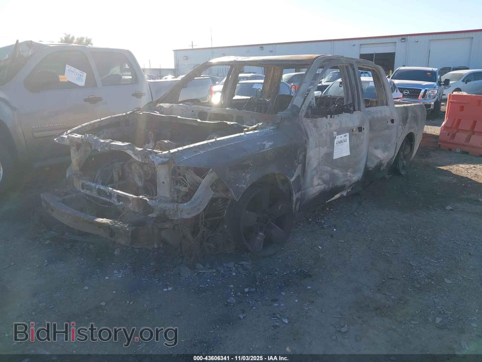 2015 RAM 1500 - VIN: 1C6RR7MT0FS715407 - Фото 2