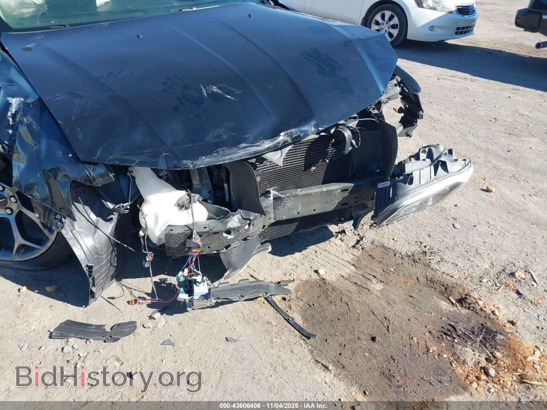 2018 CHRYSLER 300 - VIN: 2C3CCAAG4JH190263 - Фото 6