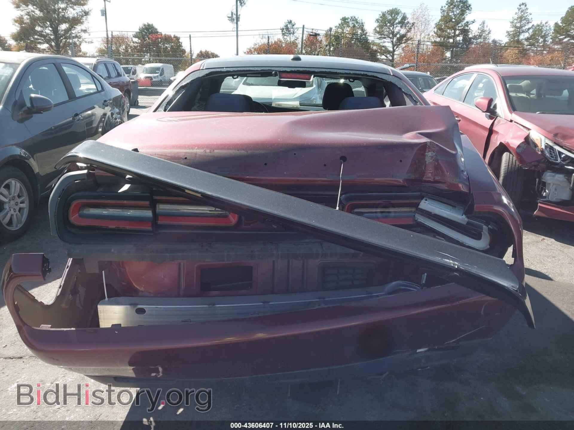 2018 DODGE CHALLENGER - VIN: 2C3CDZAG3JH131765 - Фото 16