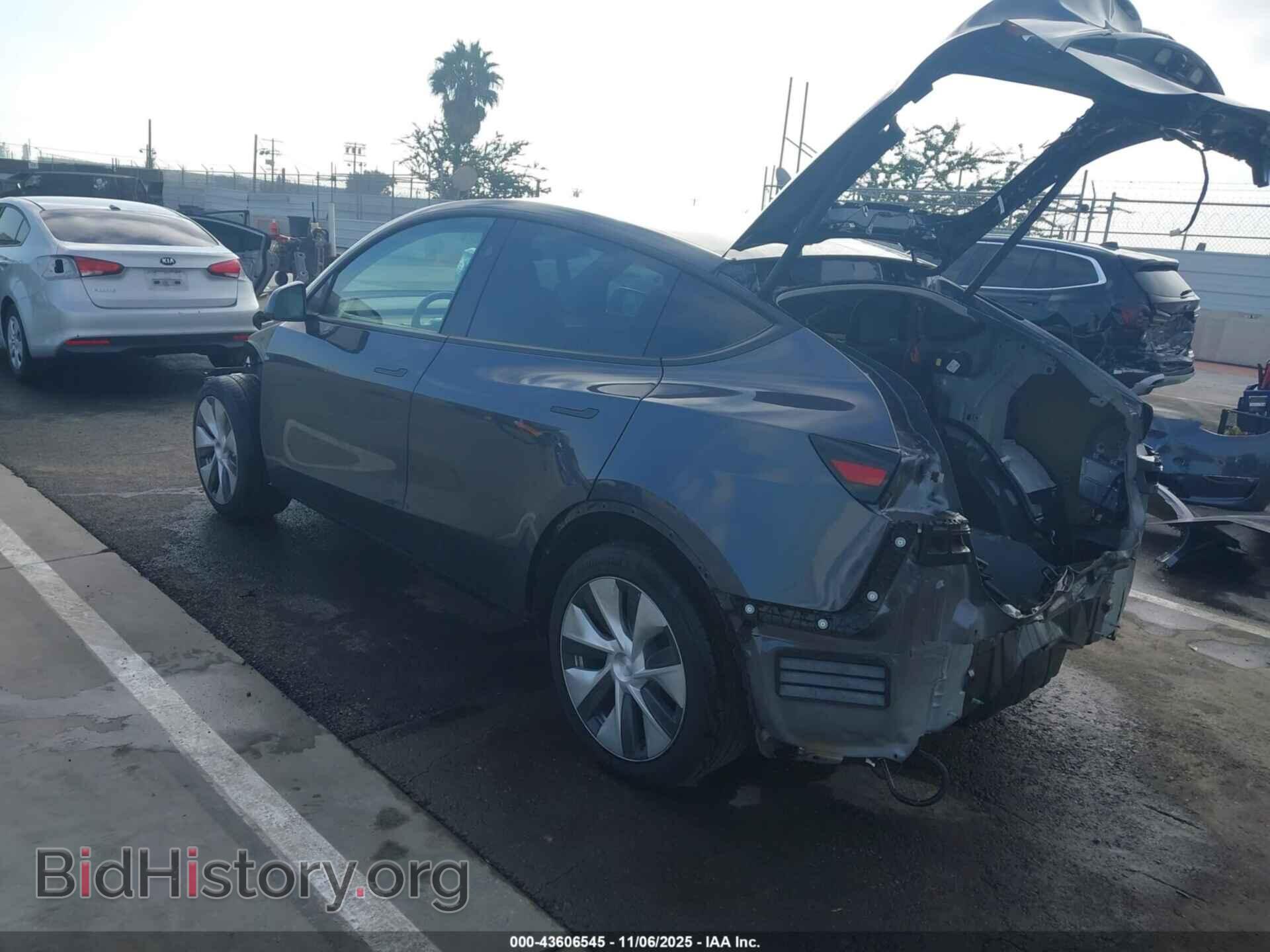 2023 TESLA MODEL Y - VIN: 7SAYGDED0PF960208 - Фото 3