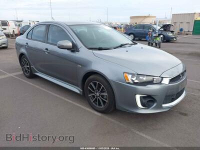 2017 Mitsubishi LANCER ES/LE, серебристый — VIN JA32U2FUXHU002196, IAAI