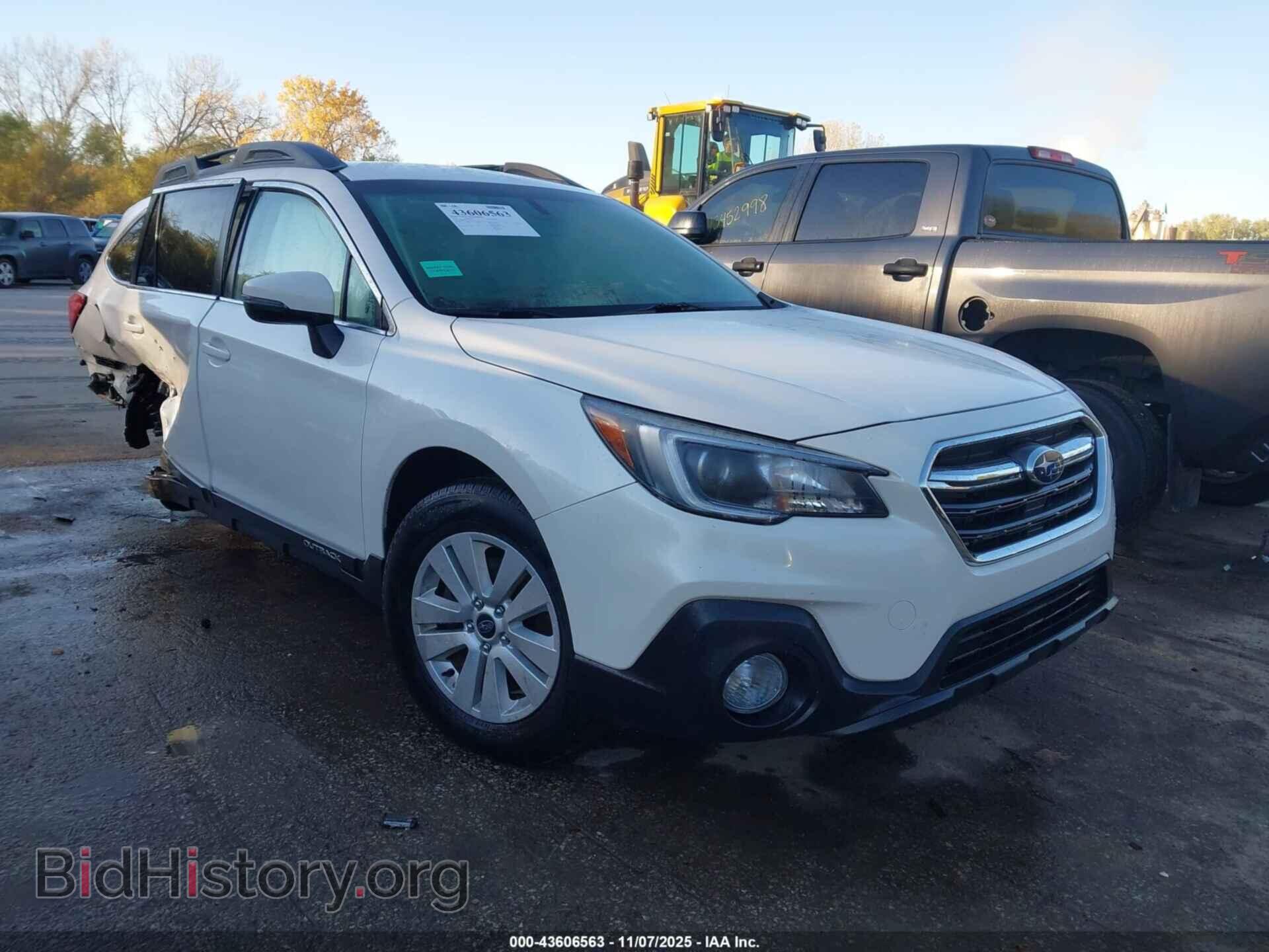 Photo 4S4BSAFC1J3325827 - SUBARU OUTBACK 2018