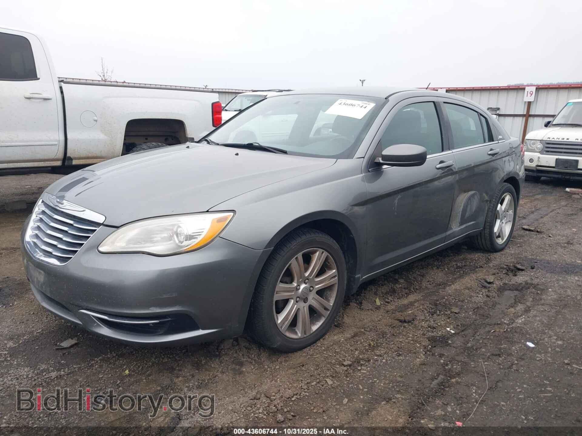2012 CHRYSLER 200 - VIN: 1C3CCBBB1CN146241 - Photo 2