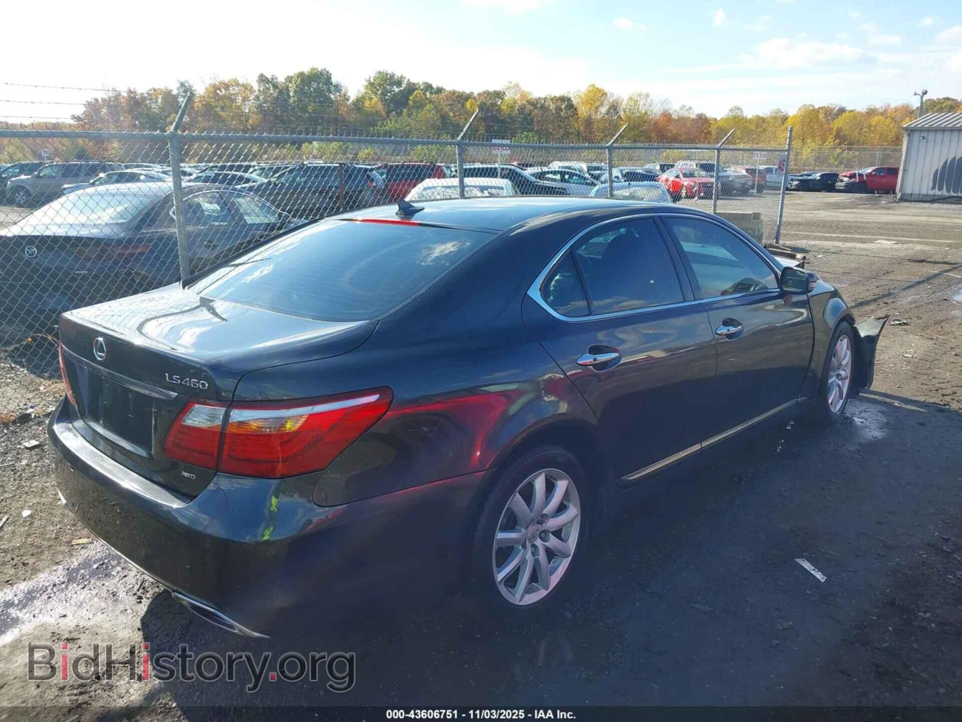 2011 LEXUS LS 460 - VIN: JTHCL5EF7B5011273 - Photo 4