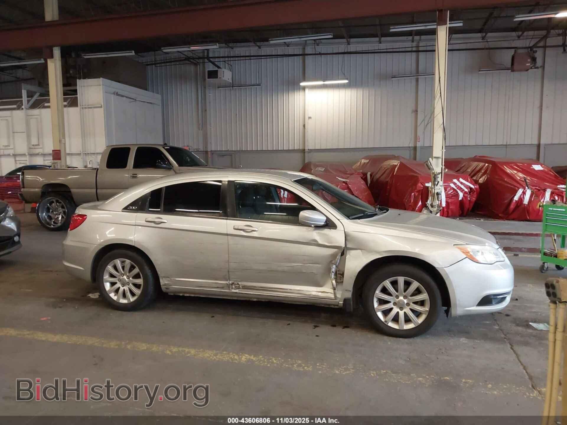 2011 CHRYSLER 200 - VIN: 1C3BC1FB1BN545925 - Фото 13