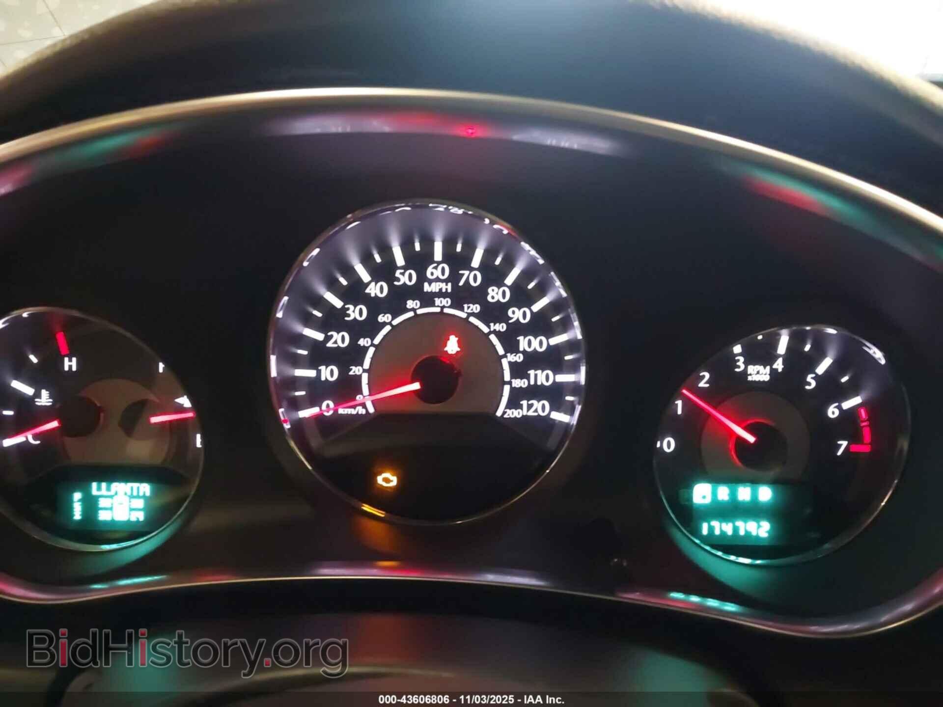 2011 CHRYSLER 200 - VIN: 1C3BC1FB1BN545925 - Фото 7