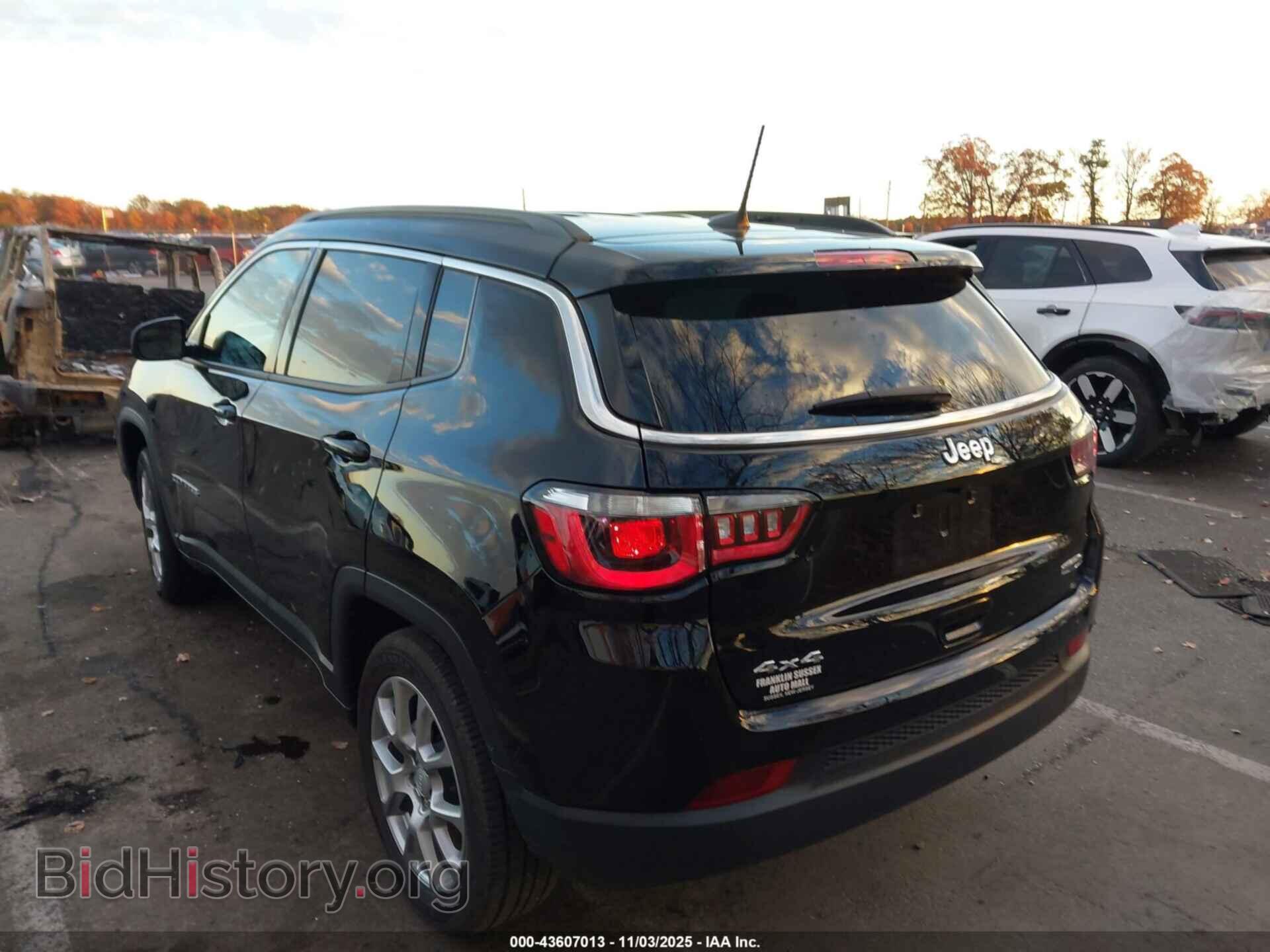 2024 JEEP COMPASS - VIN: 3C4NJDFN6RT128465 - Фото 3