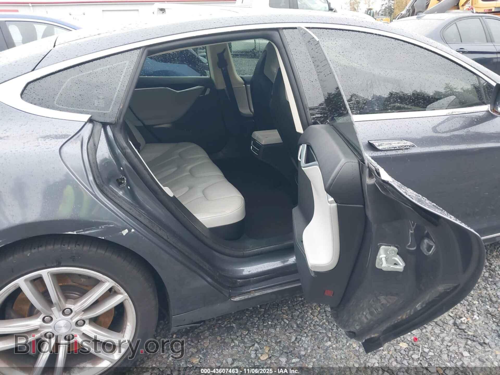 2014 TESLA MODEL S - VIN: 5YJSA1S1XEFP61063 - Фото 8